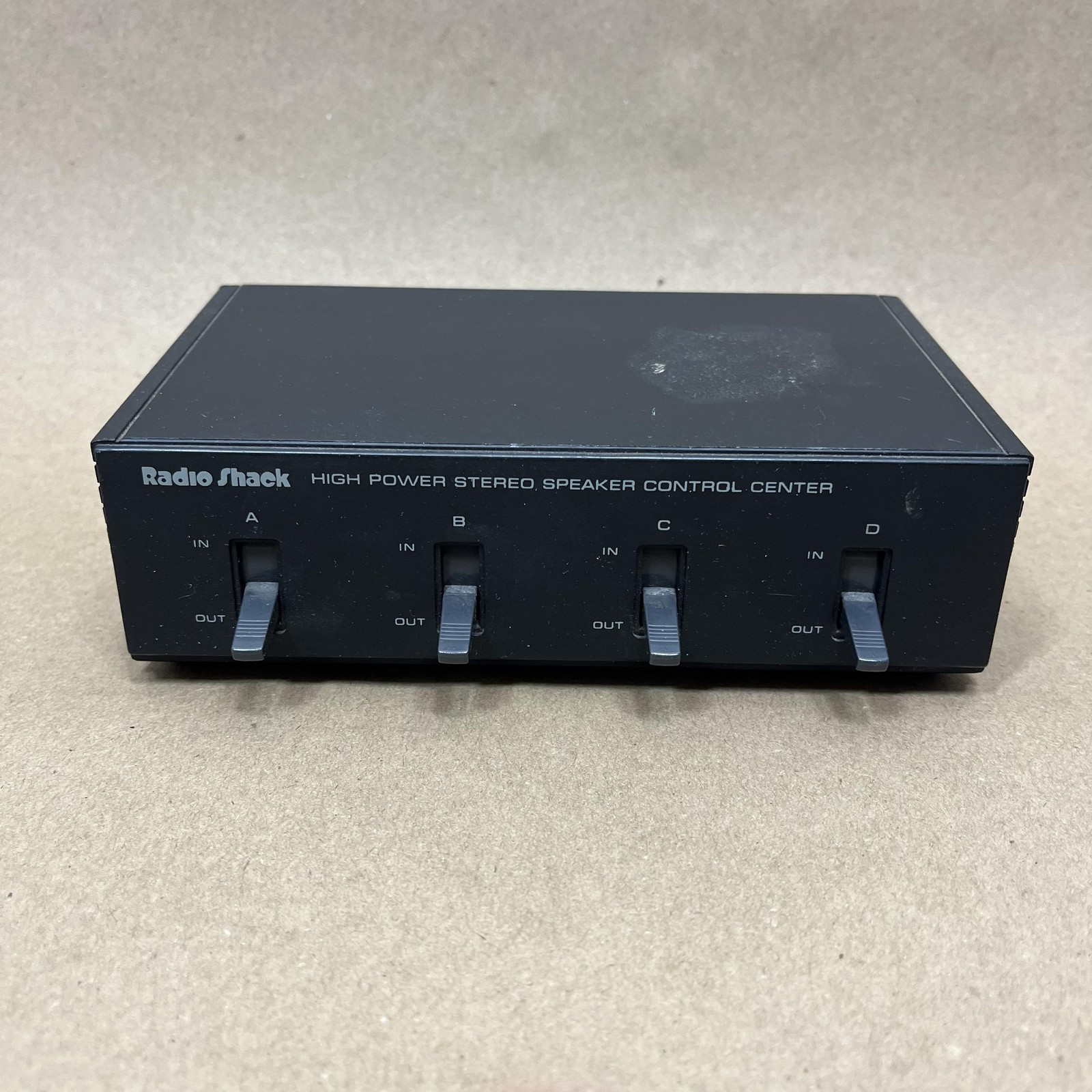 RadioShack High Power Stereo Speaker Selector 4-Way Control Center 40-136 Black