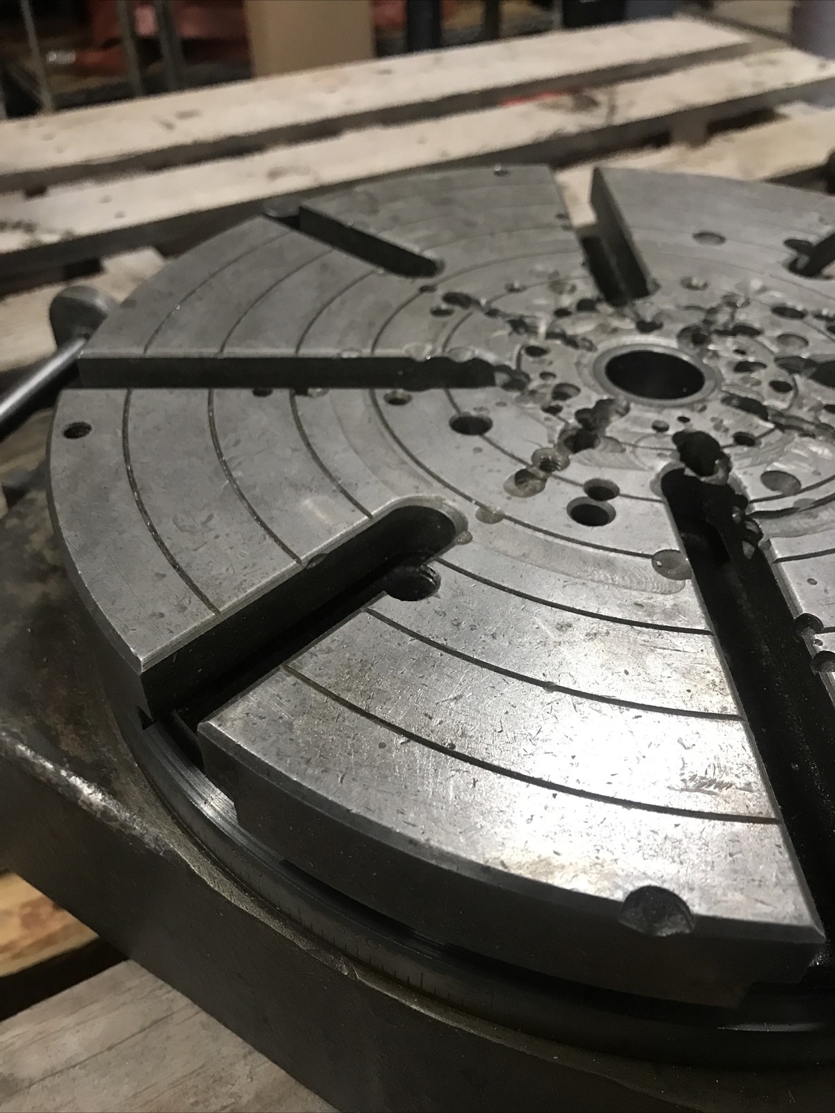 BRIDGEPORT #12 ROTARY TABLE Low Profile Handle