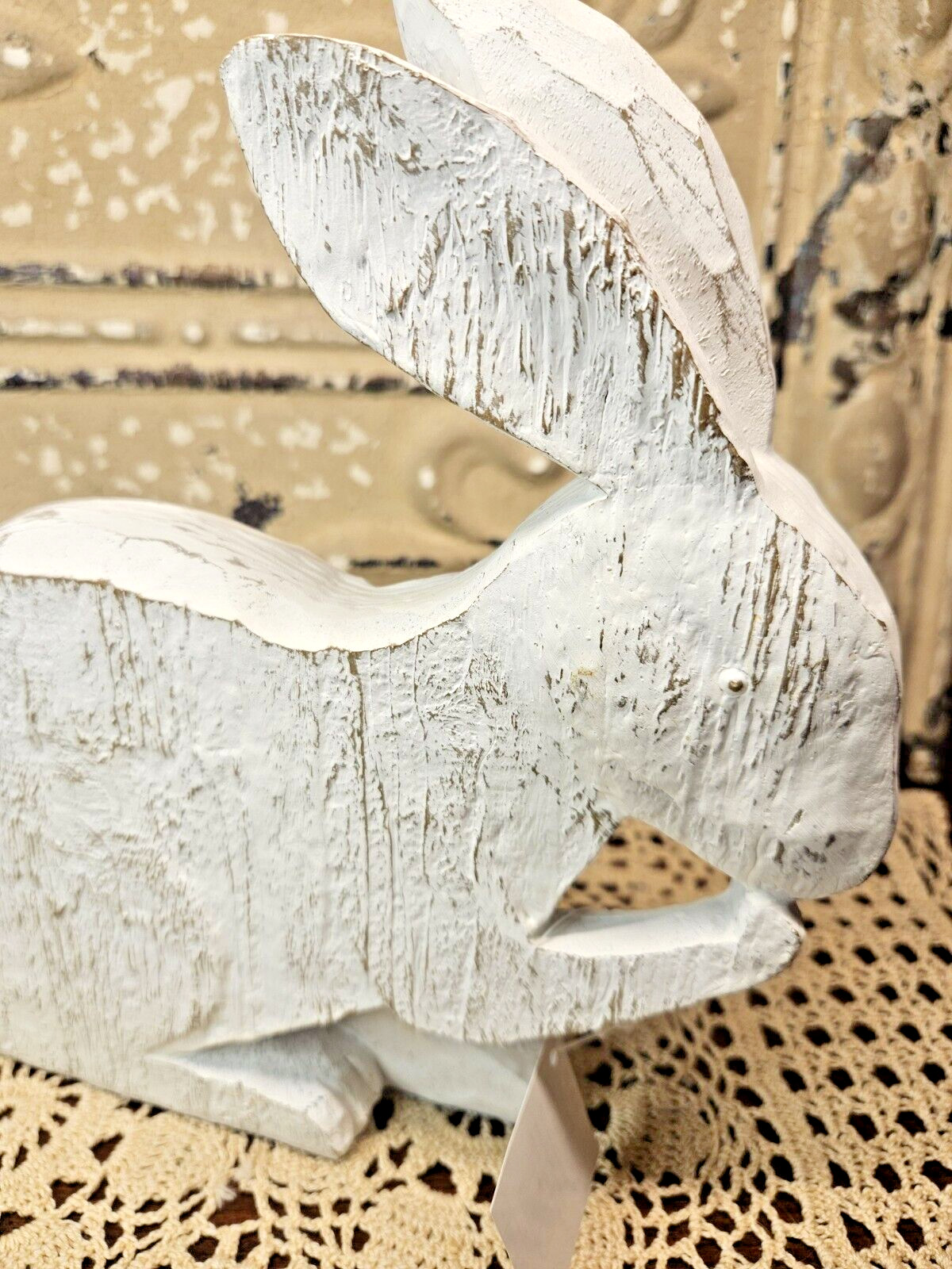 NWT Primitive White Distressed Bunny Rabbit Easter Spring Decor Carved Wood Look