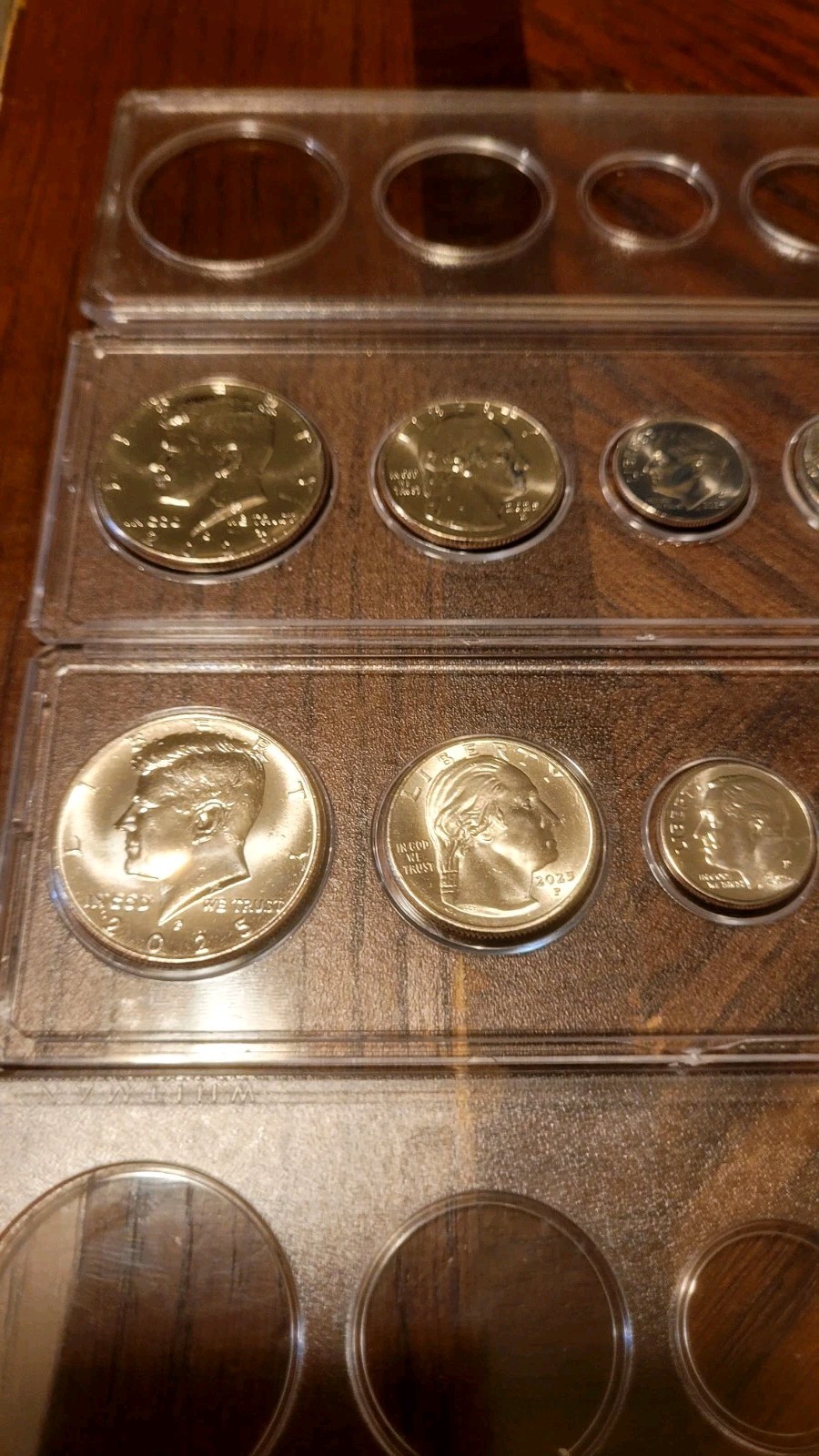 2025 P&D Brilliant Uncirculated Mint Sets 5 Coins Per Mint Whitman Holder