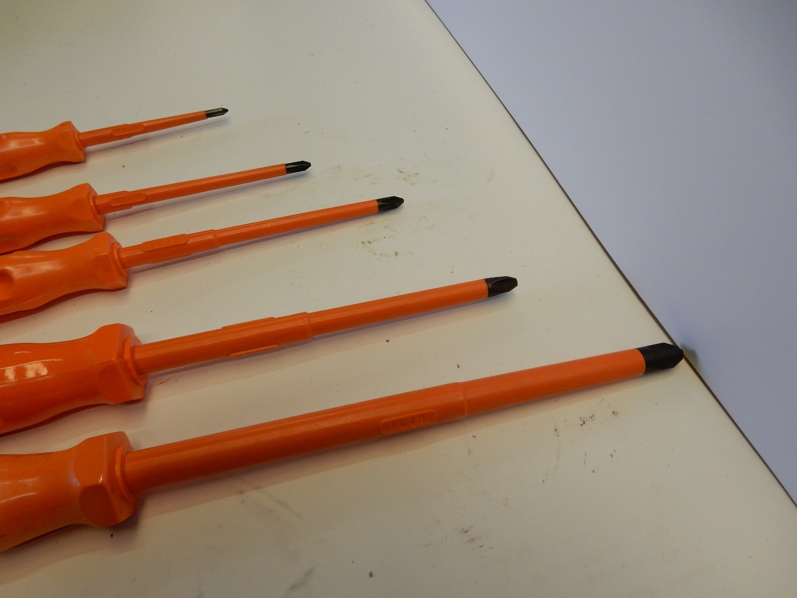 SIBILLE INSULATED SCREWDRIVER SET No. 0-4 SIZE PHILIPS 5pc SET NEW