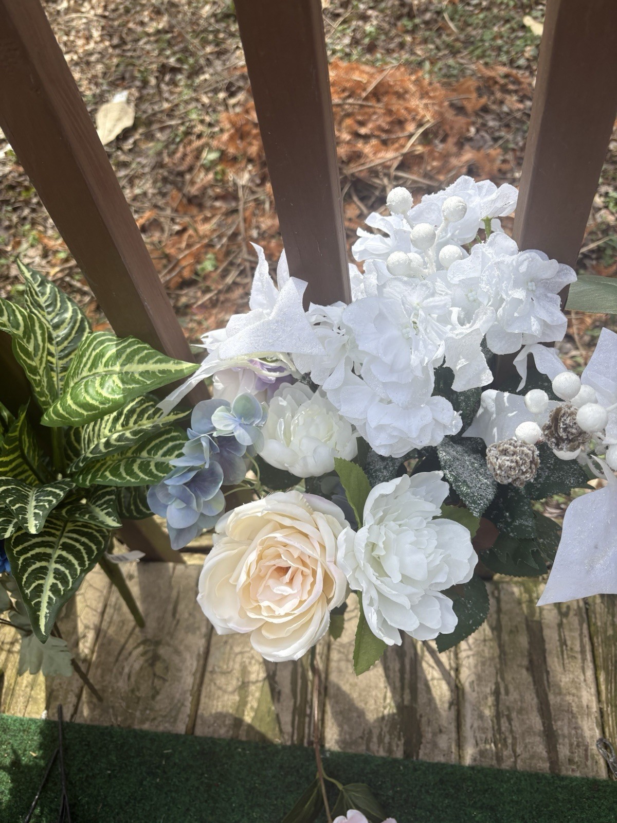 Mega Lot 500+ Artificial Silk Real Touch Assorted Flowers Bulk Weddings Crafts