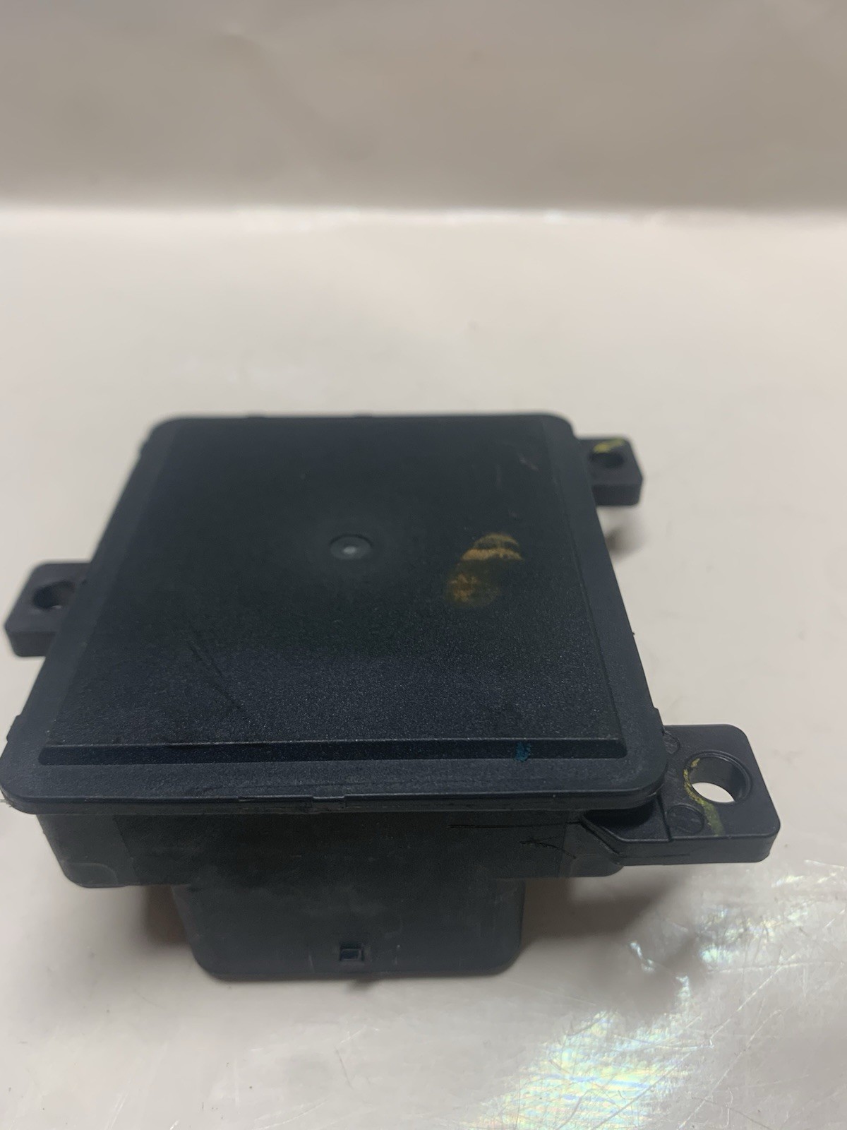 2023-2025 HONDA ACCORD OEM CRUIS CONTROL DISTANCE RADAR SENSOR W/ EMBLEM