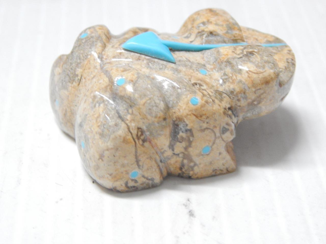 STUNNING VINTAGE ZUNI INDIAN BEAUTIFUL FROG FETISH W/ LOADS OF TURQUOISE INLAY