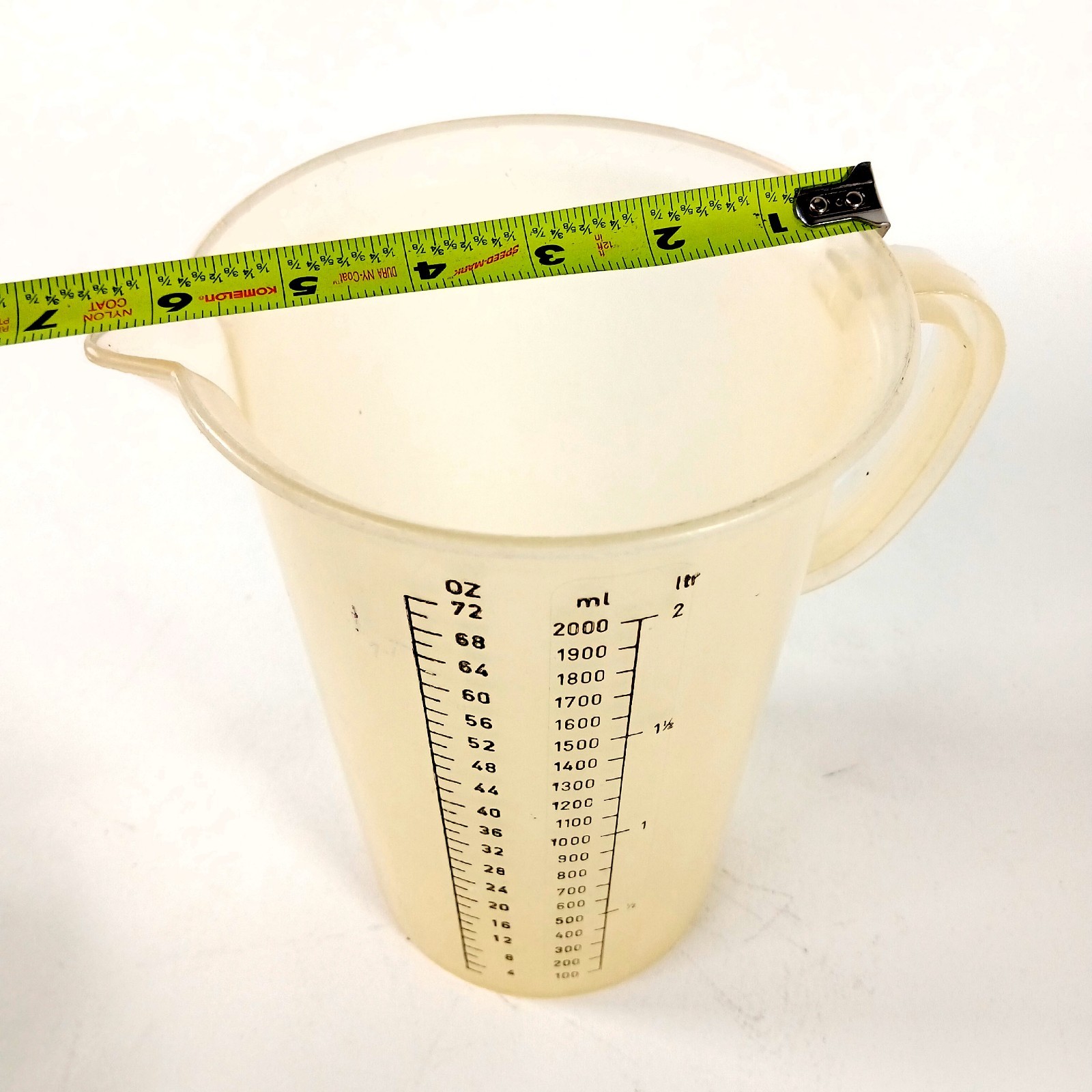 2 Ltr VITRI Heavy Duty Plastic Darkroom Beaker/Pitcher Germany 8" Tall
