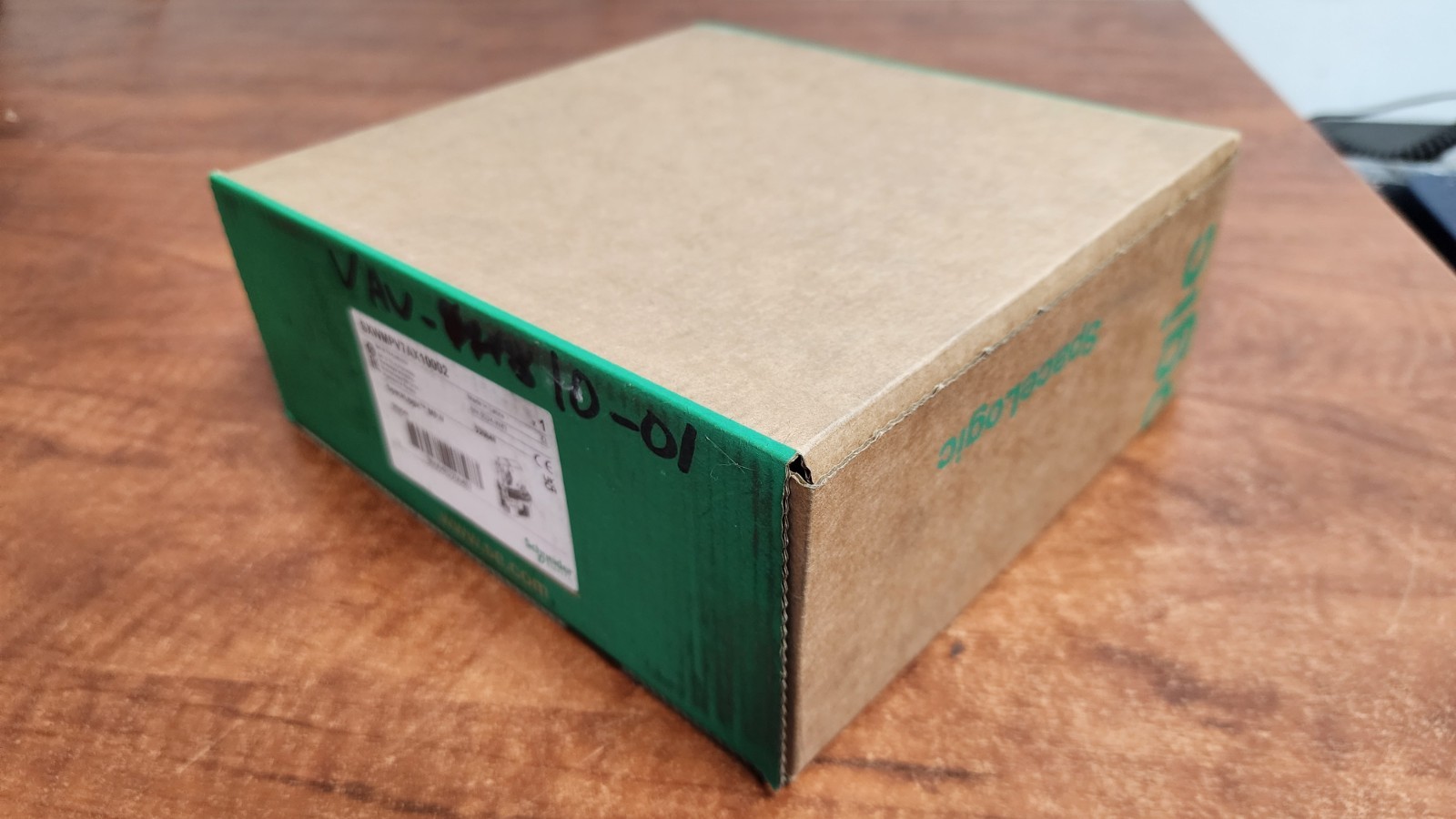 Schneider Electric SXWMPV7AX10002 Controller SpaceLogic MP-V-7A *PI