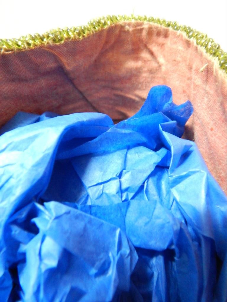 VINTAGE 1930s CREE INDIAN BEADED MOCCASINS ON MOOSE HIDE - MINT - NVR WORN