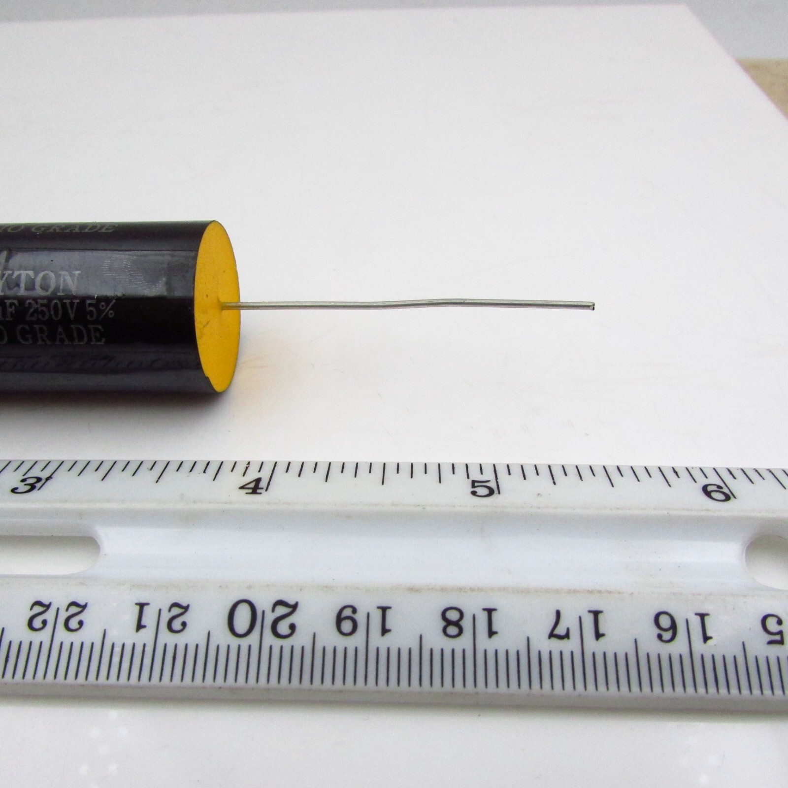 Dayton Audio Grade DMPC-10 10uF 250V 5% Polypropylene Capacitor