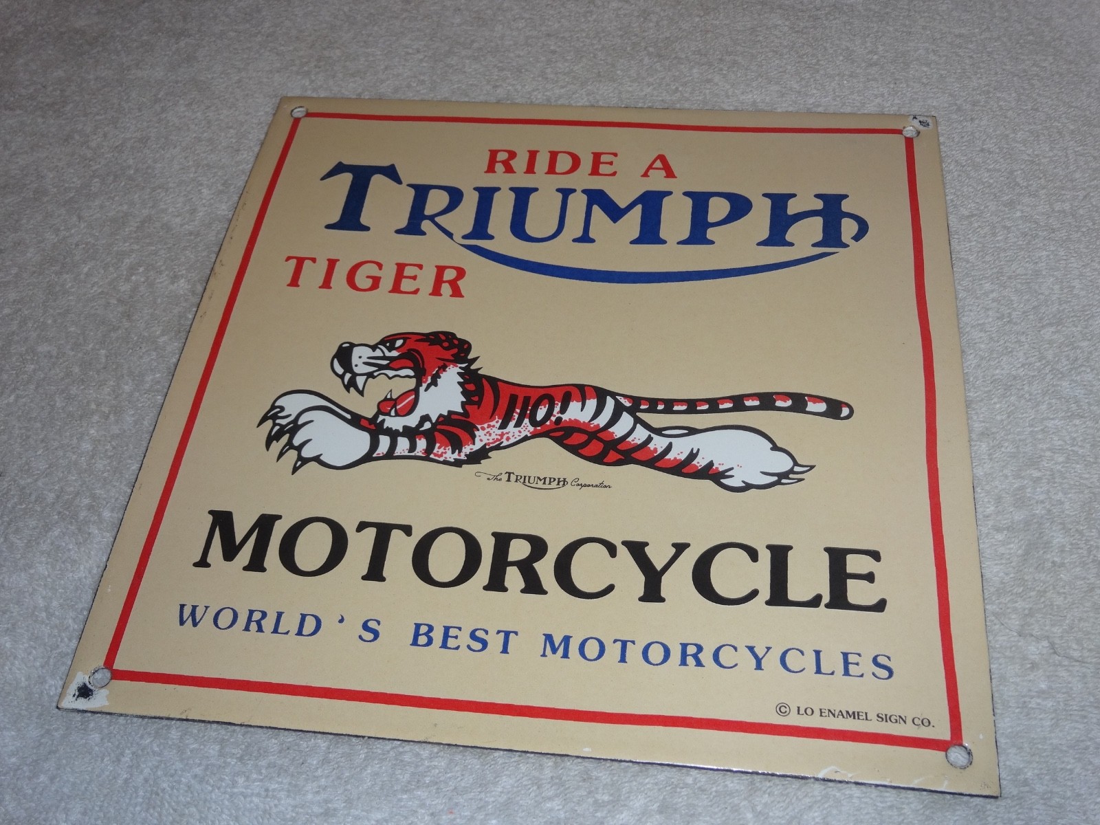 VINTAGE TRIUMPH T110 MOTORCYCLE DEALER TIGER 10" PORCELAIN METAL GASOLINE ⛽ SIGN
