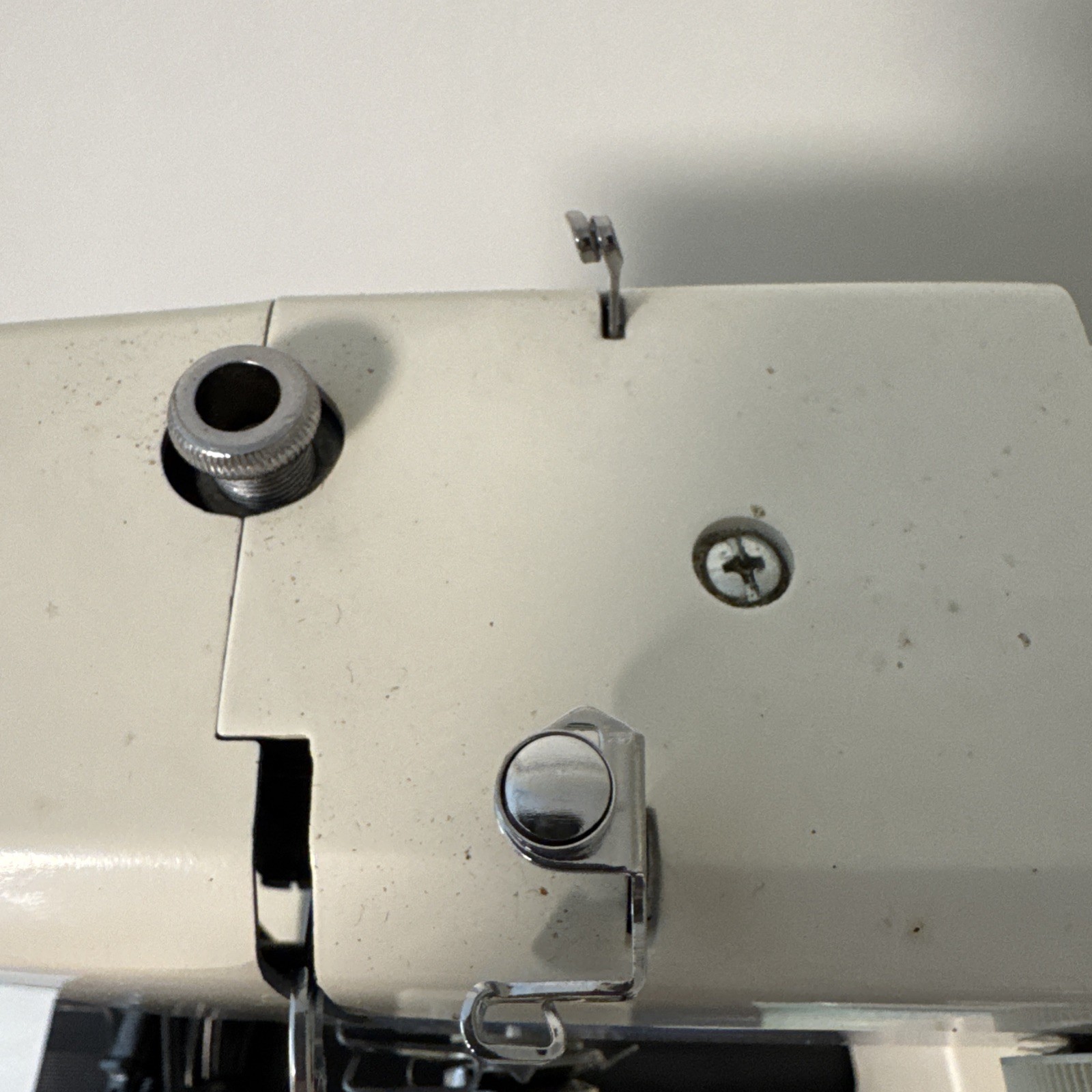 White Sewing Machine Model 1405 With Accessories and Box