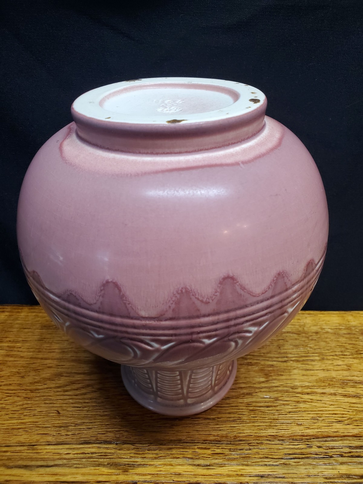 1925 Rookwood Pottery Large 8.5"x7" Vase Mauve Rose Matte Incised Design