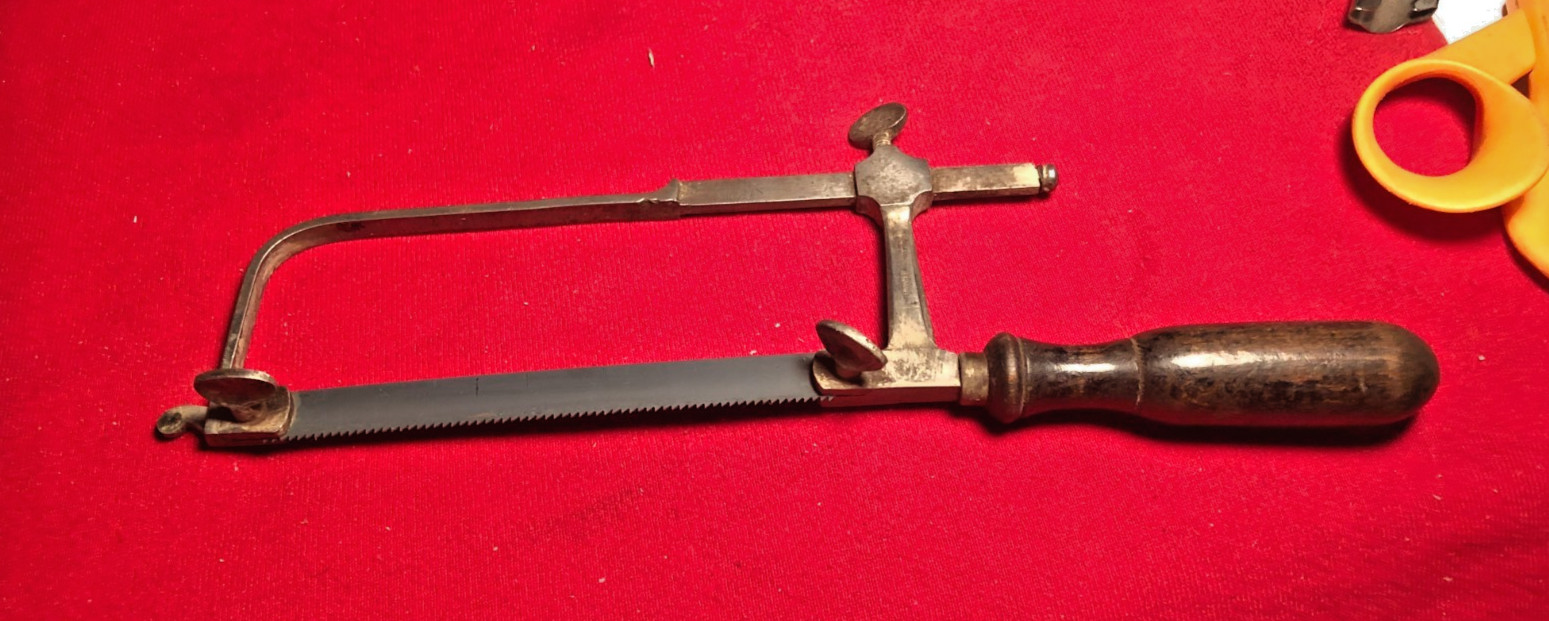 METACARPEL AMPUTATION SAW LIKE THE ONE USED BY GEN. OTTO IN 1777 - NO MAKER MARK