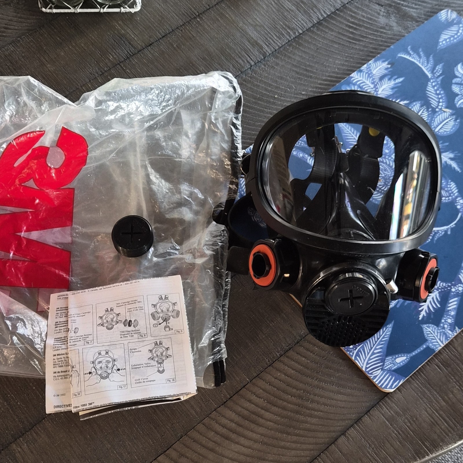 3M 7000 Series Full Face Respirator Mask Size M, MPN 701, Full Face Coverage