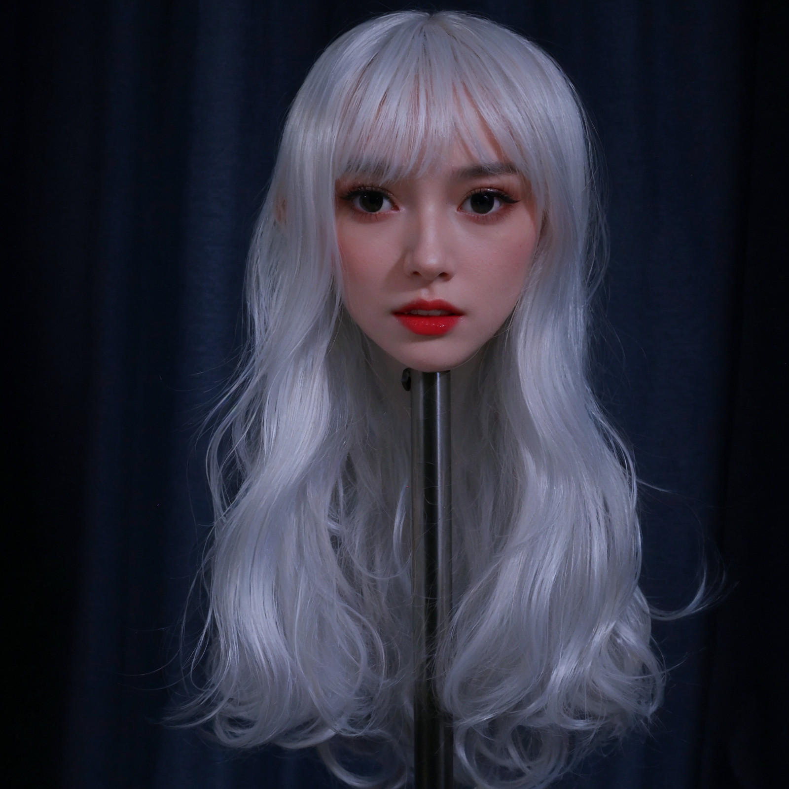 1:1 realistic adult dummy head, M16 screw interface,ncludes hairpiece and matchi