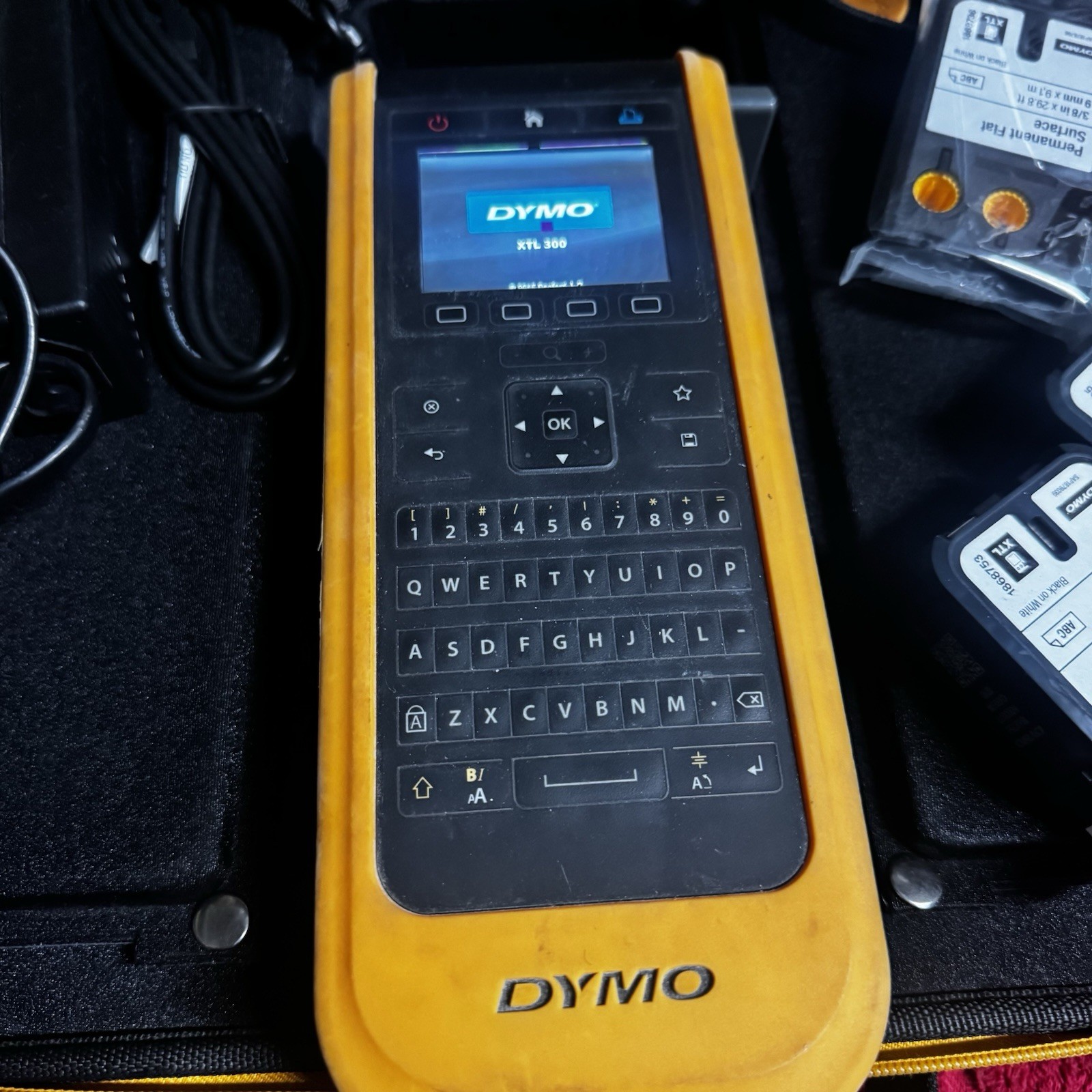Dymo XTL 300 Label Maker with AC Adapter and Case Used