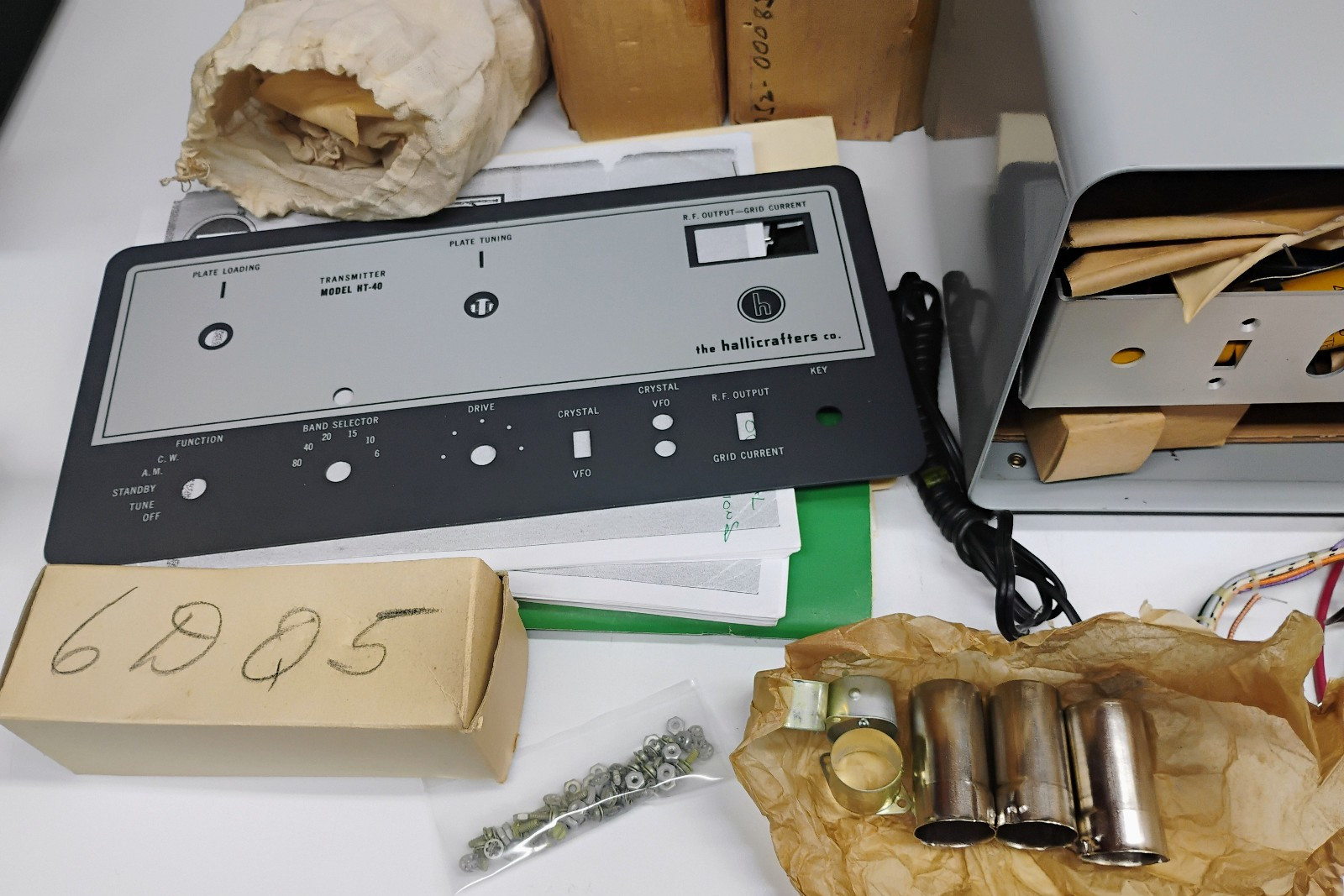 UNBUILT Halli-Kit HT-40K Transmitter. Rare, Vintage Hallicrafters Unbuilt Kit.