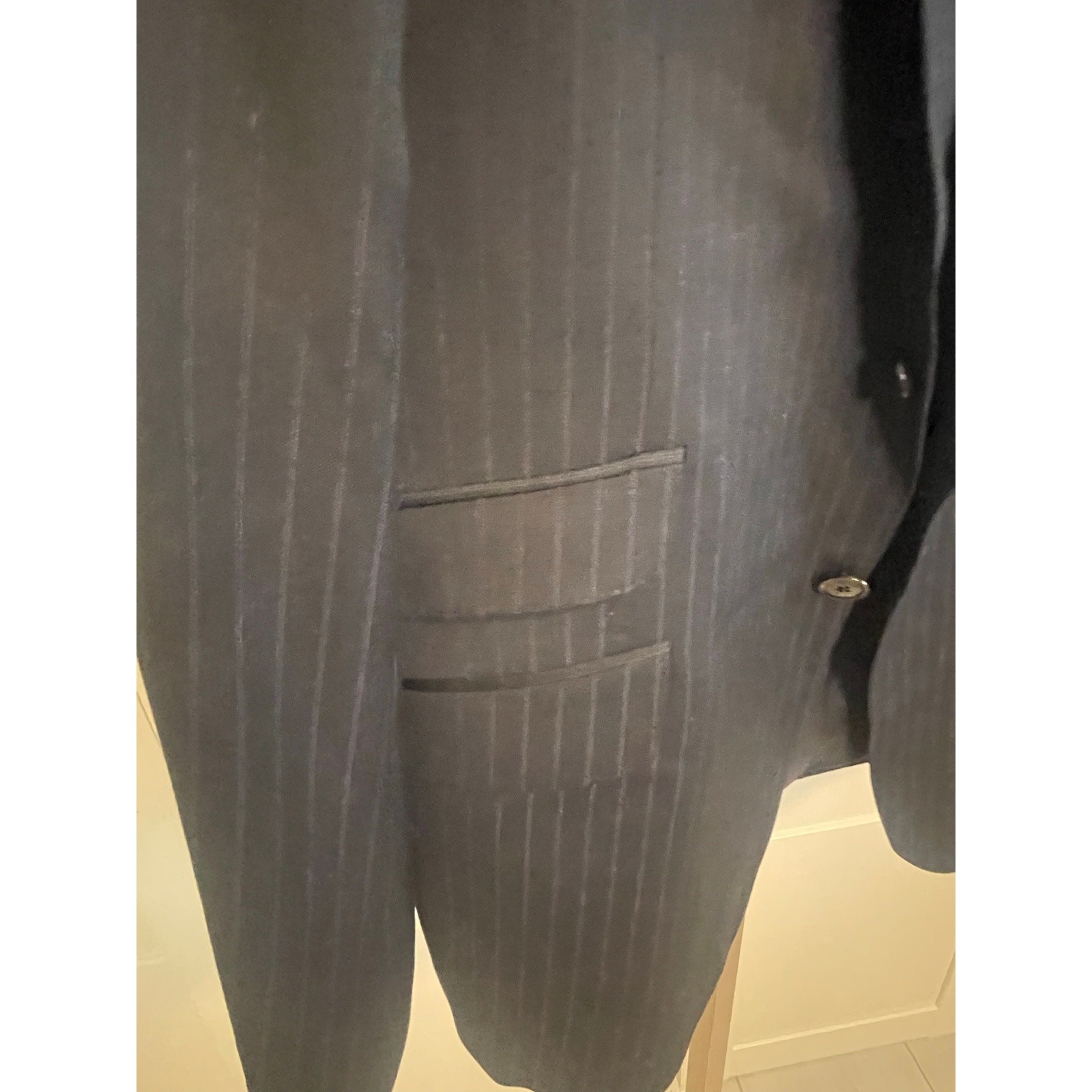 EUC: Armani Collezioni Men's Wool Suit Size 42 R