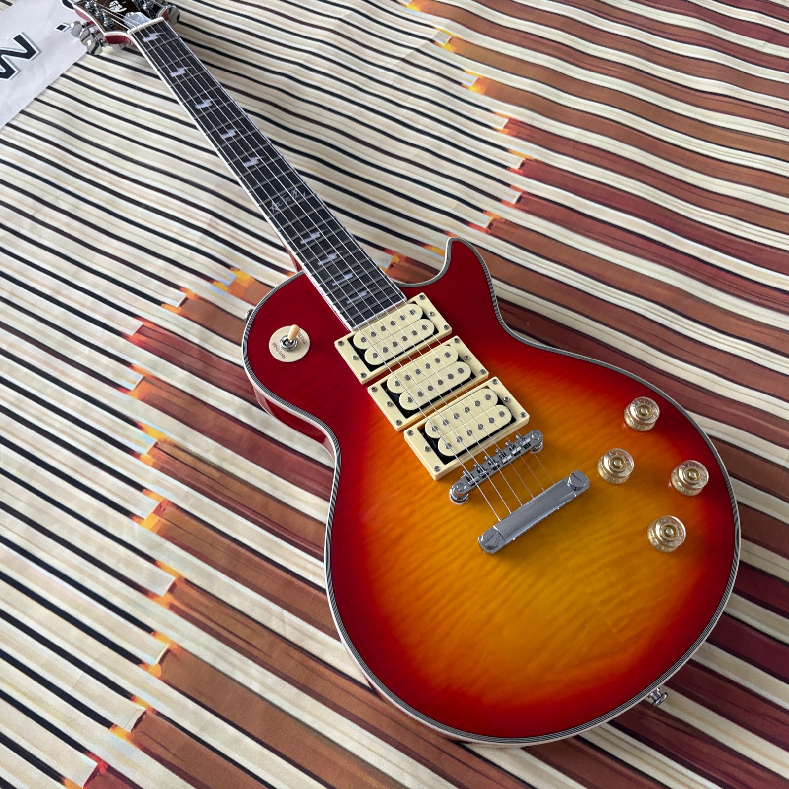 1997 Ace Frehley Signature Les Paul Custom! Cherry Sunburst solid Mahogany Body