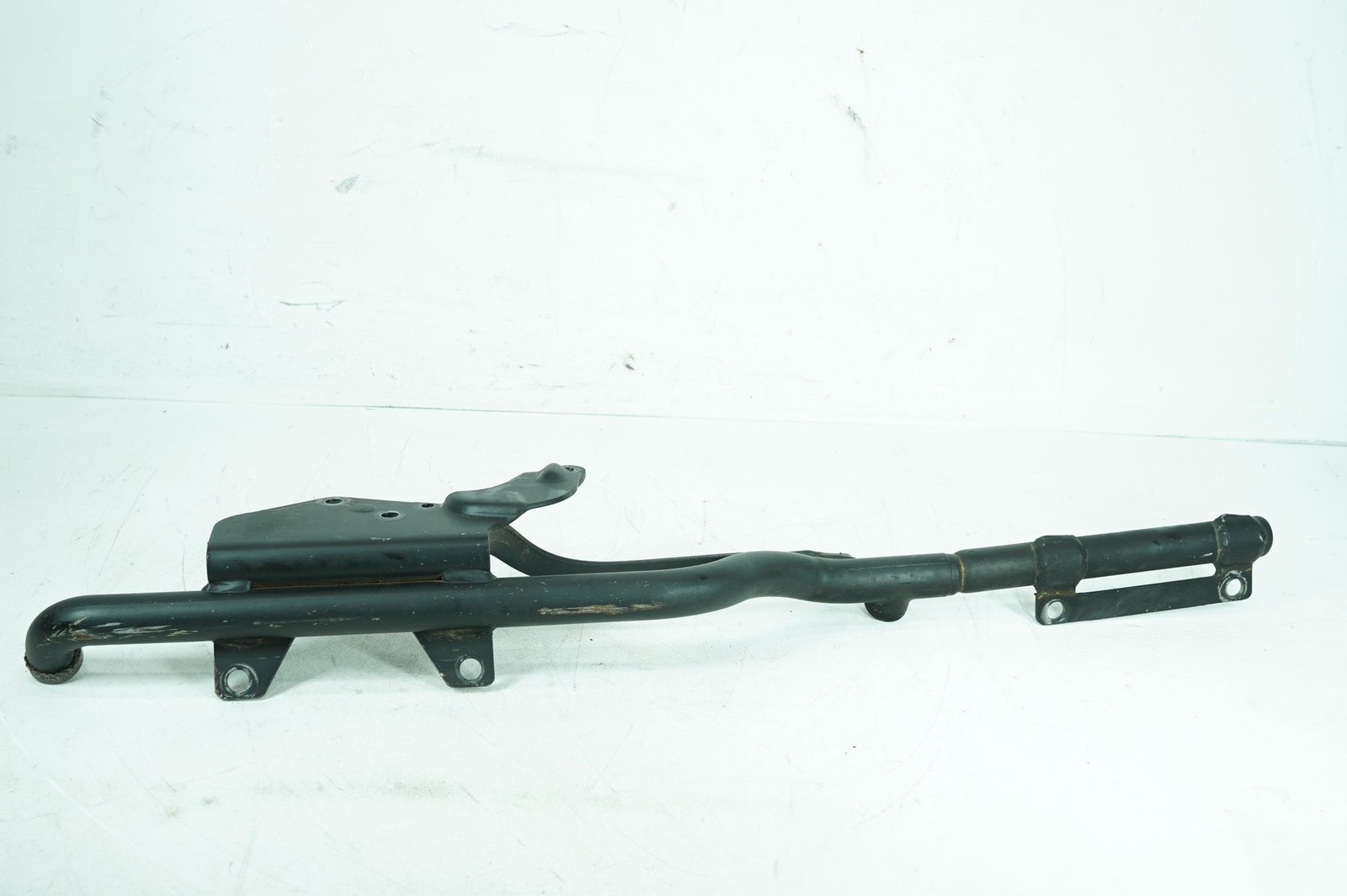 08 Harley Sportster XL1200 Low Exhaust Muffler Interconnect Bracket Support Bar