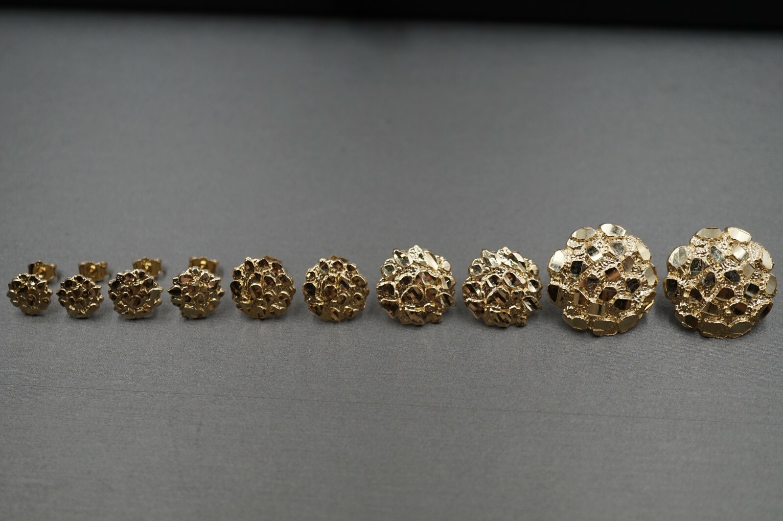 10K Solid Yellow Gold Diamond Cut Round Nugget Men Women Children Stud Earrings.