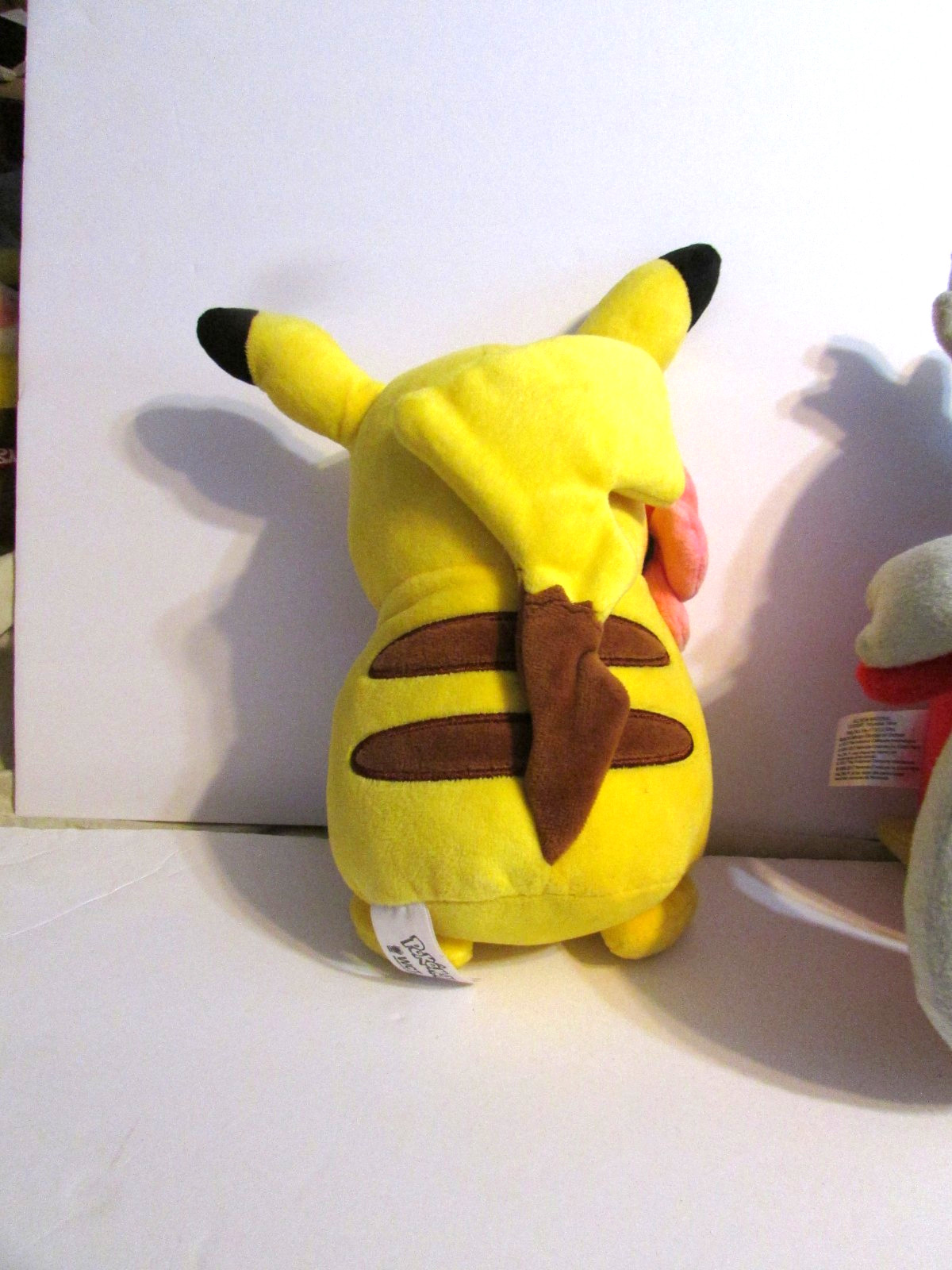 Lot Of 4 Pokemon Plush Pikachu W/Flower Delibird Bulbasaur