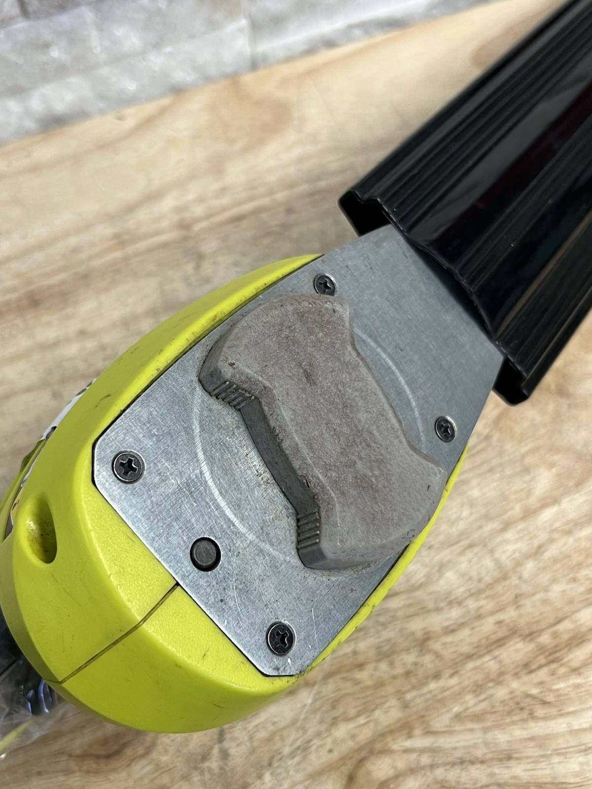 Ryobi 18V (P2908VNM) Shear/Shrubber Trimmer (Tool Only) - FOR PARTS OR REPAIR