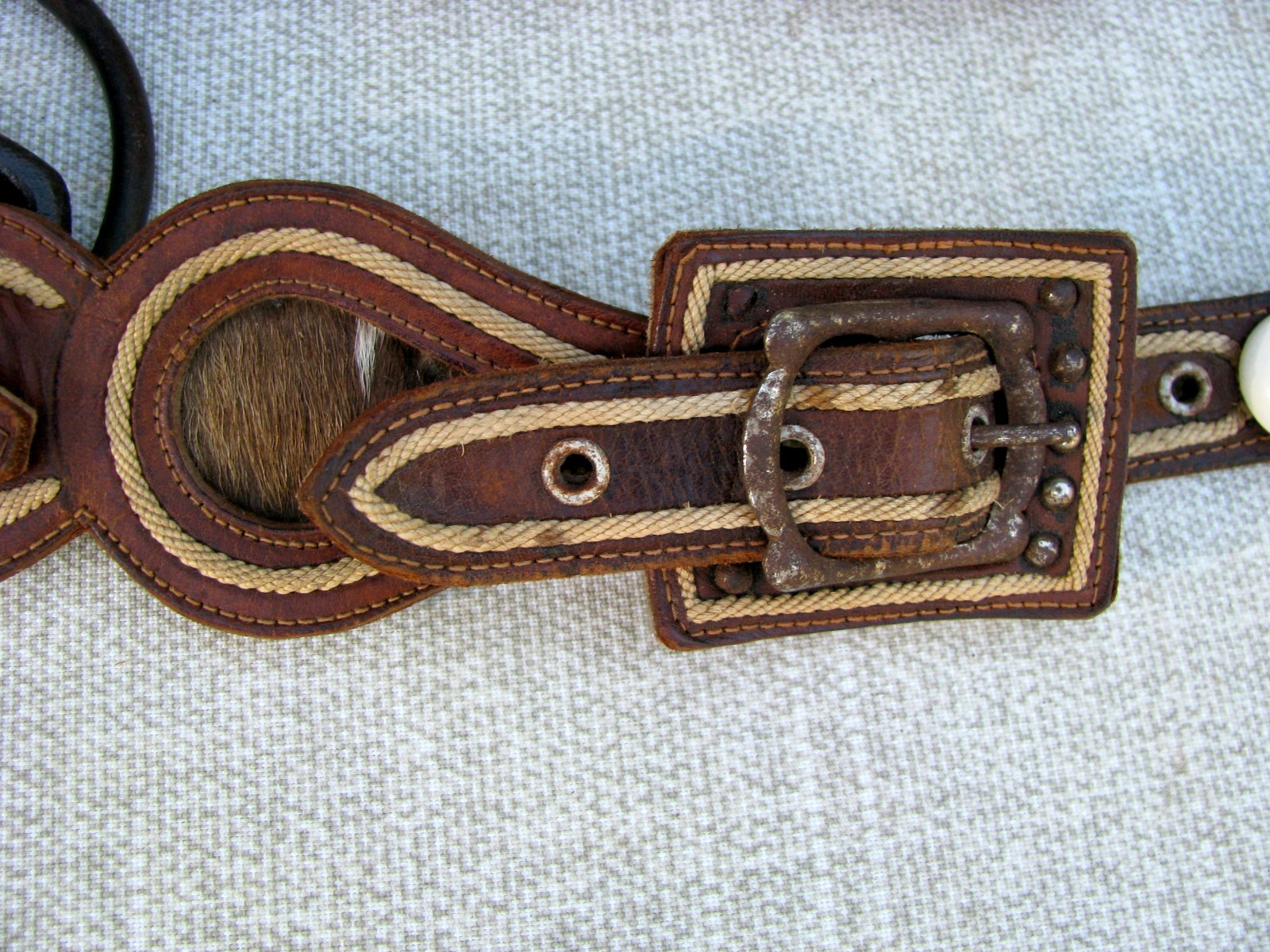 UNIQUE ANTIQUE COMPLETE CHILDS EMBROIDERED PONY HEADSTAL RING BIT REIN SET 1900