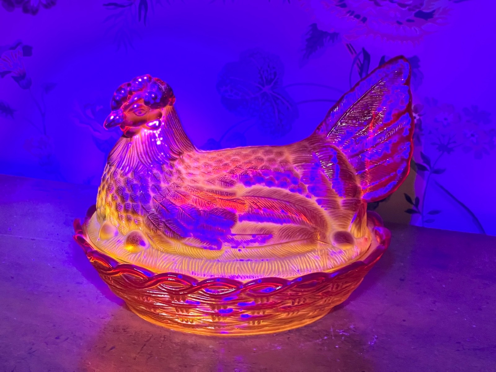 RARE! LG Wright XL Amberina Glass Hen On Nest 7 1/2" MINT!