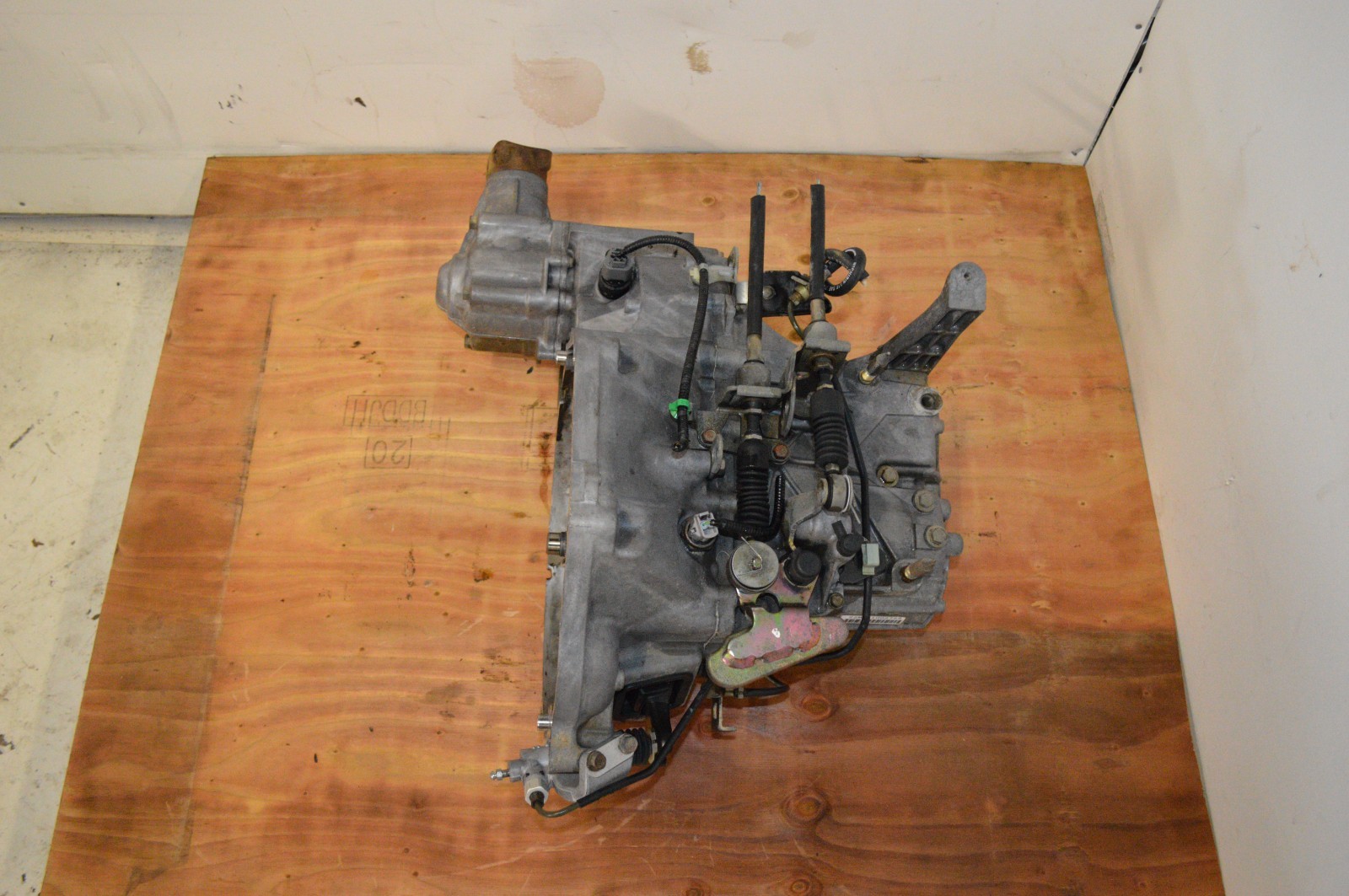 JDM 2002-2006 HONDA CR-V 5-SPEED 2.4L AWD MANUAL TRANSMISSION