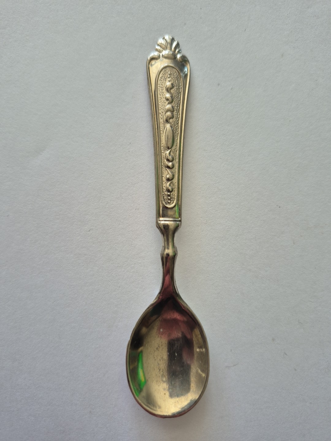 Decorative Vintage Souvenir  Spoon Collectible