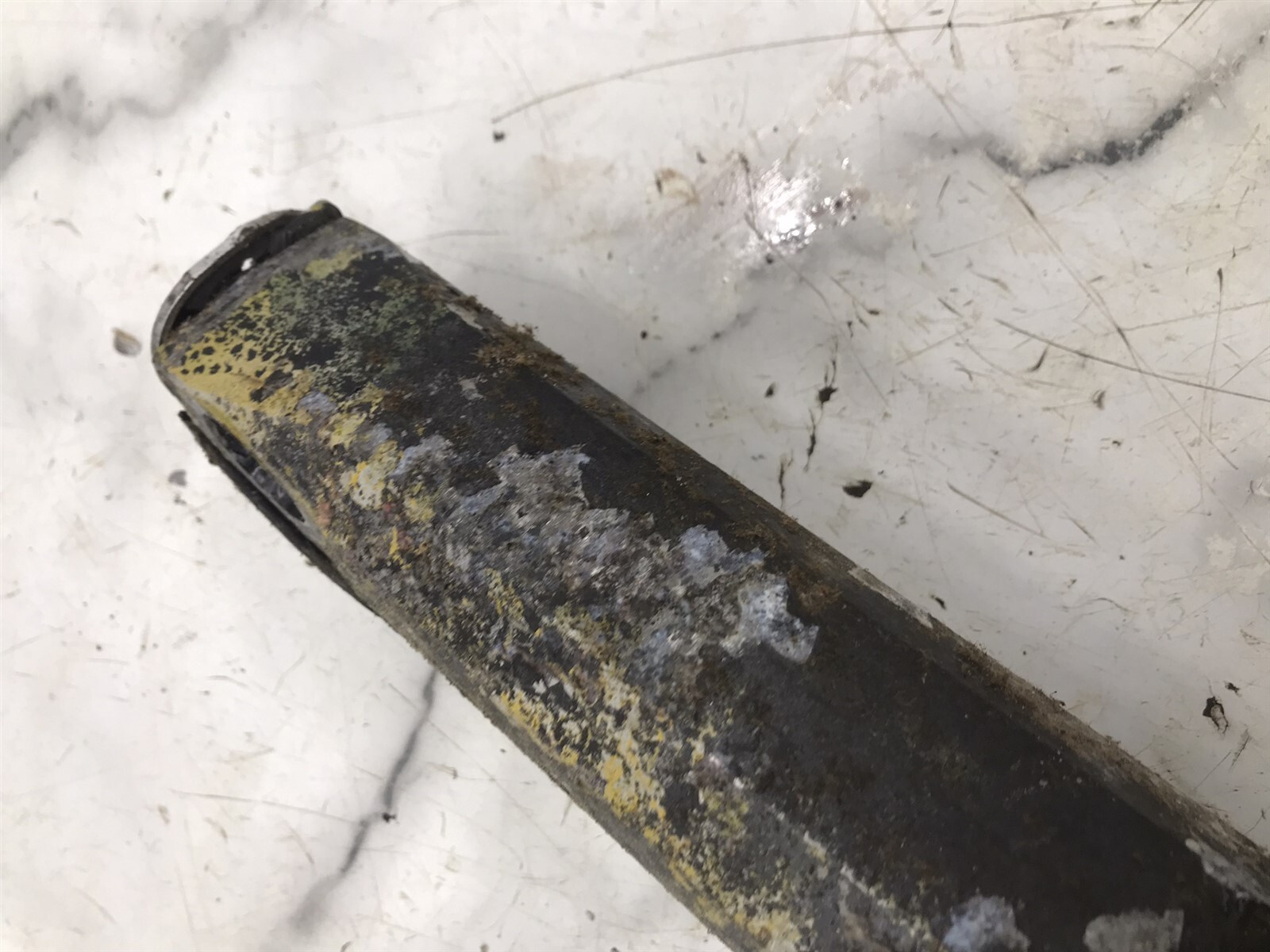 Volvo Penta out drive outdrive trim tilt lift hydraulic cylinders