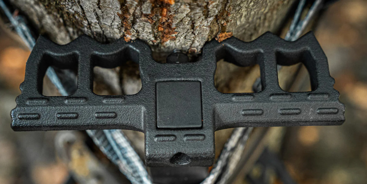 Tethrd Predator V XL Saddle Hunting Platform New