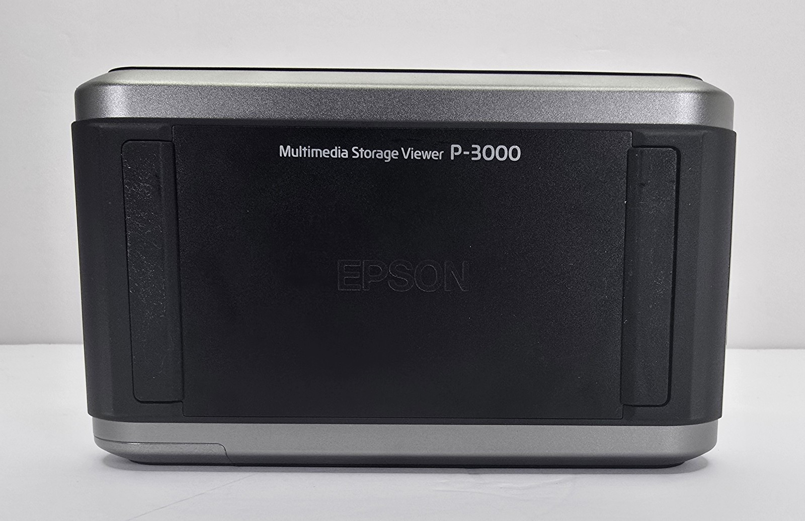 Epson P-3000 Multimedia Storage 4" Display Viewer w/ Charger & Case Tested Works