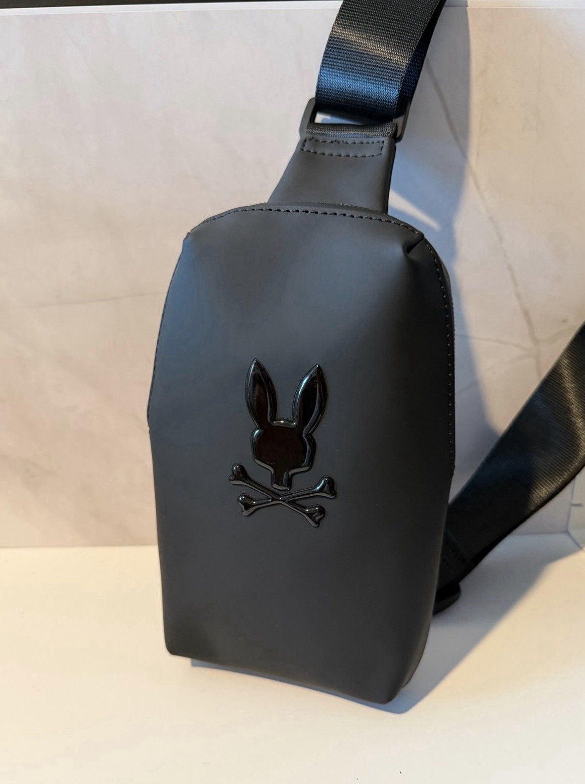Psycho Bunny  - Unisex Rubberized Crossbody BLACK
