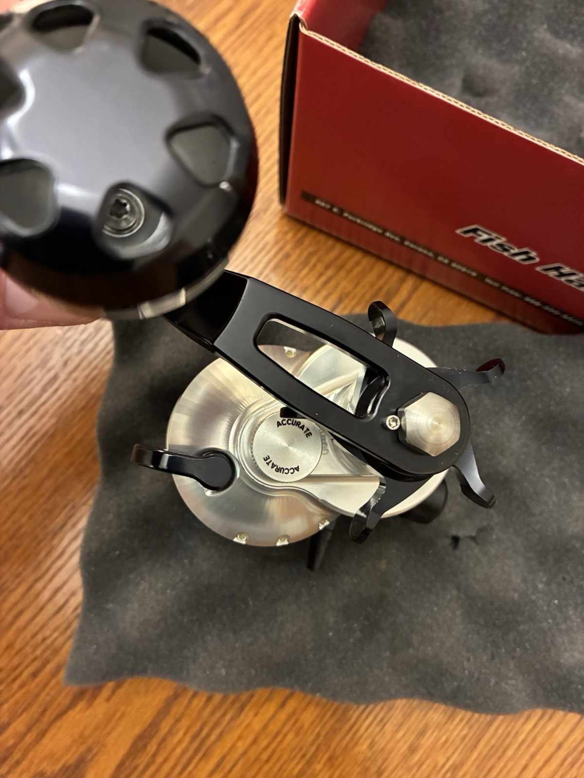 Accurate Tern 400 Baitcasting Reel Right Hand