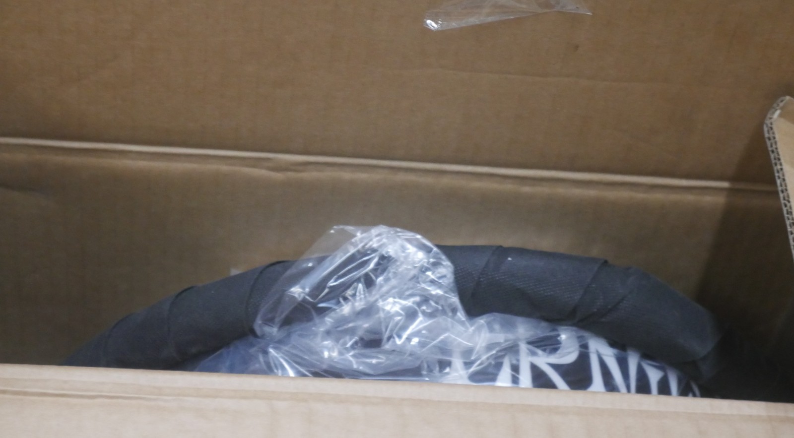 Ernie Ball Ernie Ball 24" Eagle Barstool Black new open box