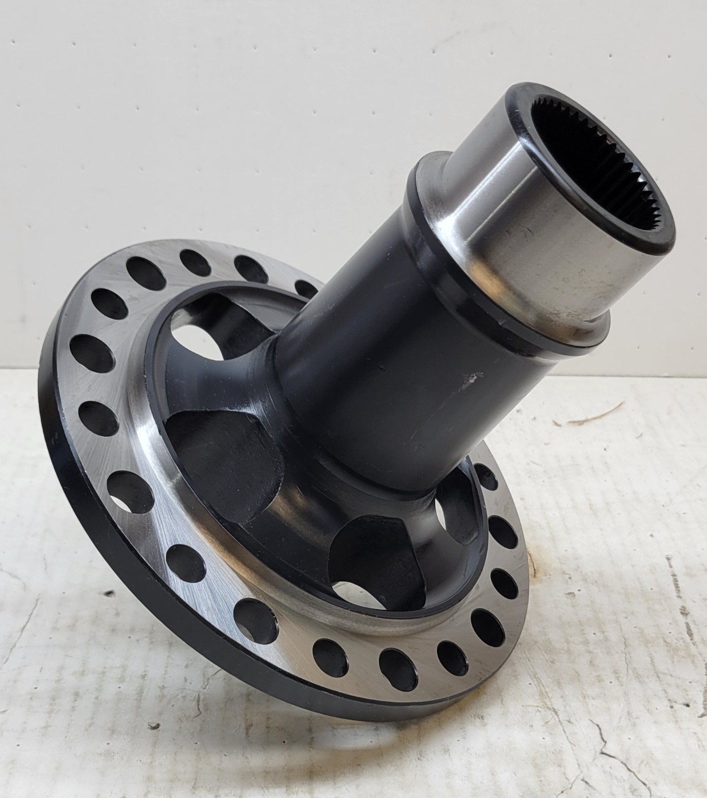 Nitro Ford 9 inch full spool, 40 spline, 2.25 inch journal, for "Pro 10" housing