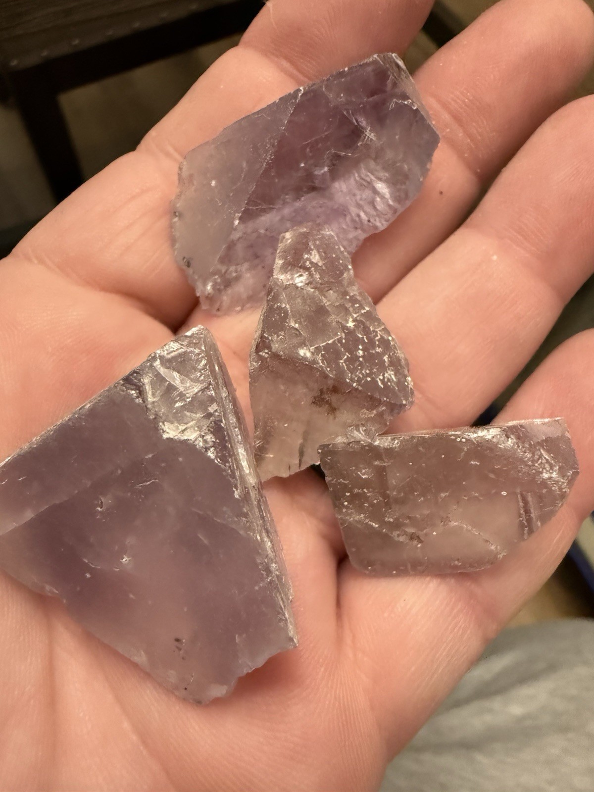 over 30 mixed specimens amethyst flourite blue holly agate