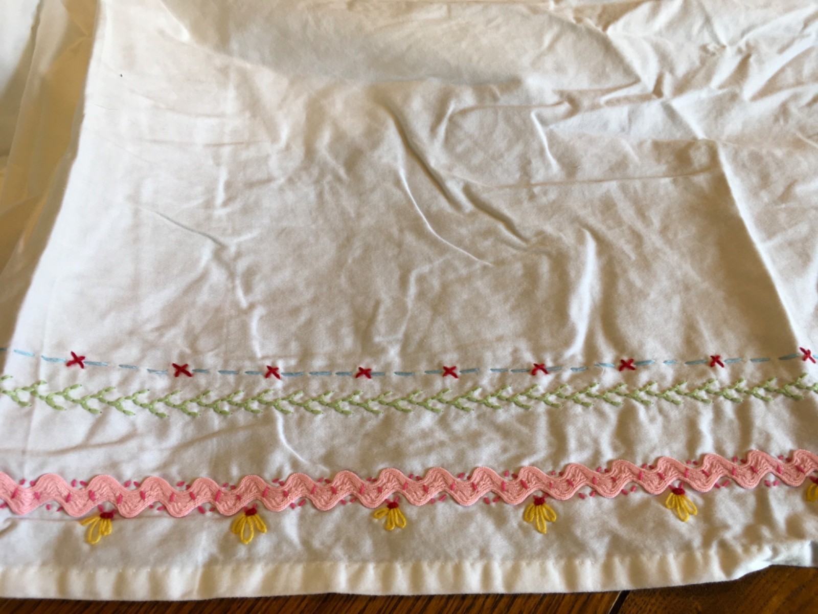 Twin Size Bed Skirt with embroidered accents bright colors on white cotton