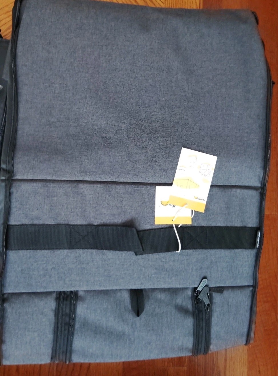 Apollo Walker Cat/Pet Carrier /Litter Box combo. BLACK/NEW