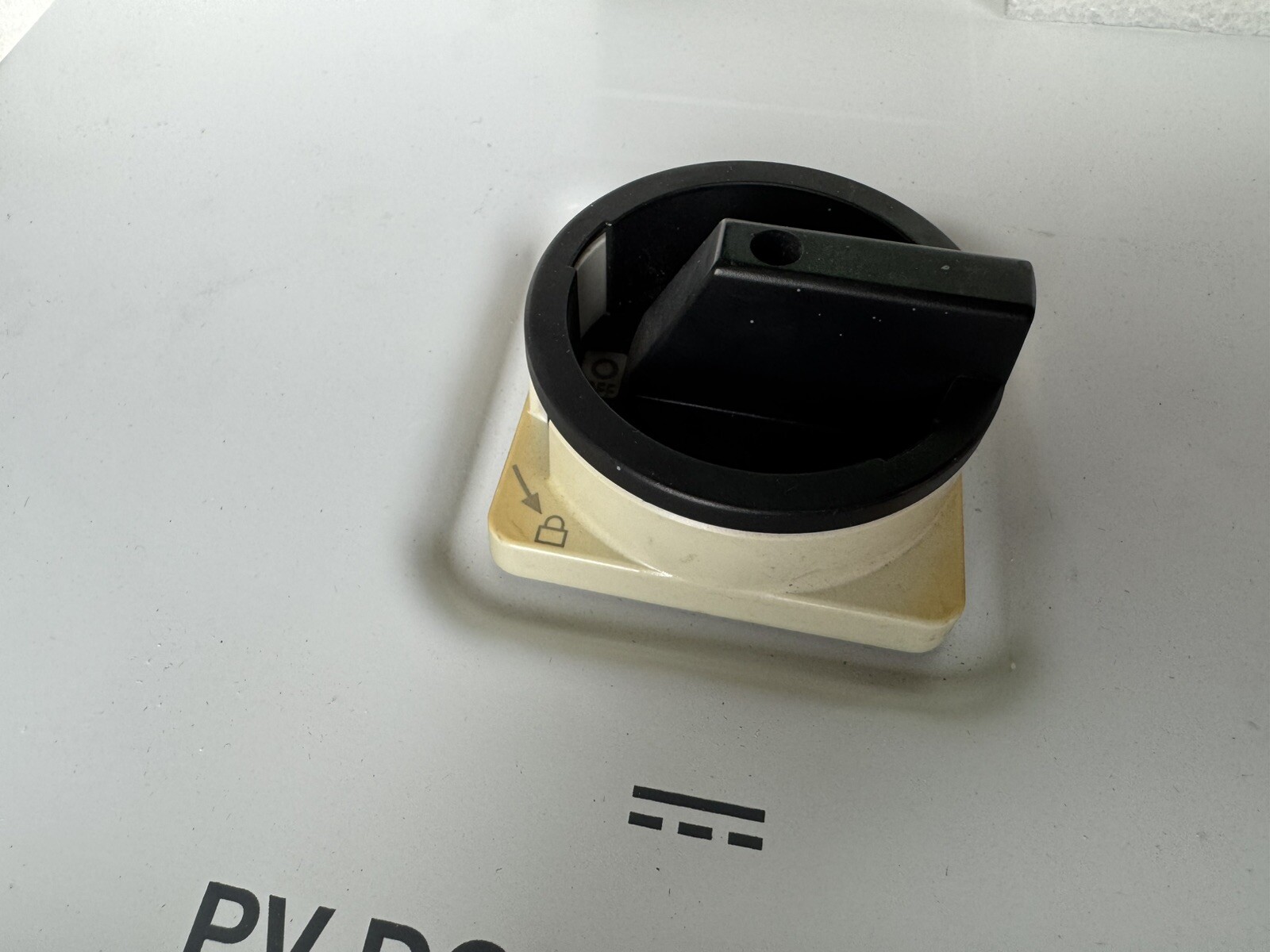 ABB Photovoltaic Grid Tied Inverter Model PVI-4.2-OUTD-S-US-A Refurbished