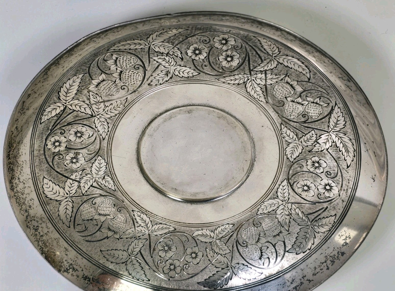 Antique James W. Tufts Boston Quadruple Plate #1341 Strawberry Bowl Victorian