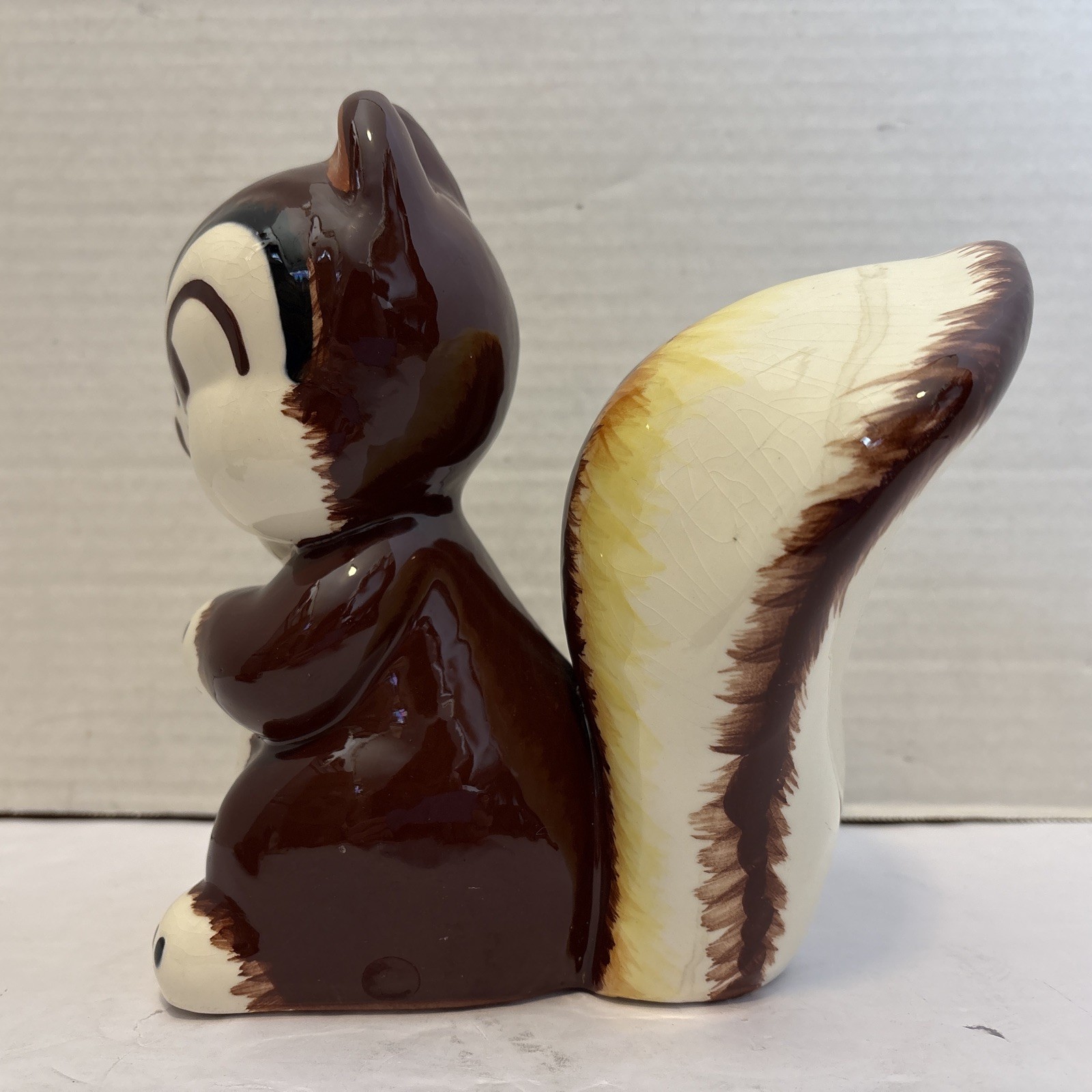 Robert Simmons Ceramic "Nippy" the Chipmunk Figure w/Salt & Pepper Shakers