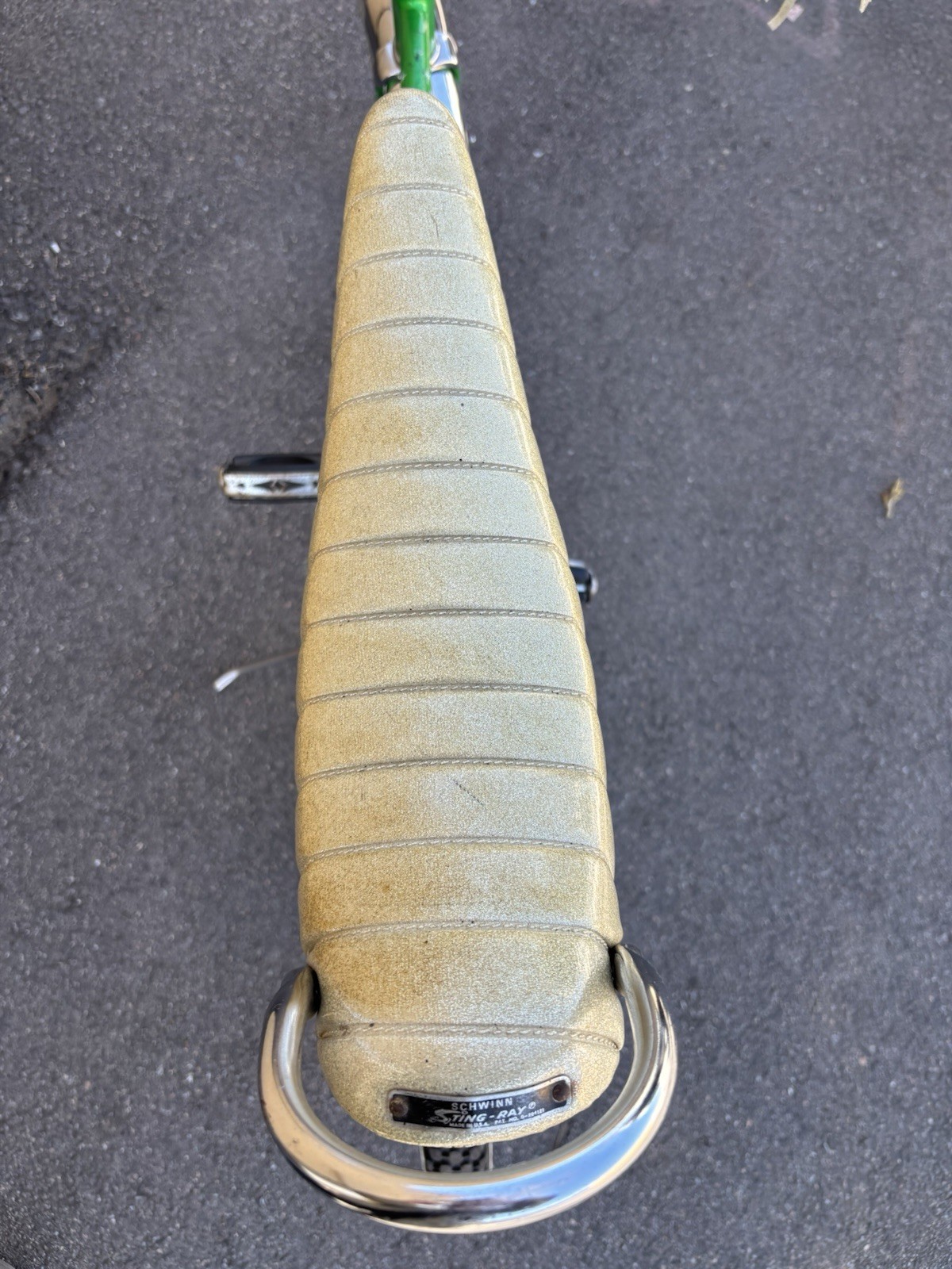 Vintage Schwinn Deluxe Flamboyant Lime Green Stingray 1965 Bicycle