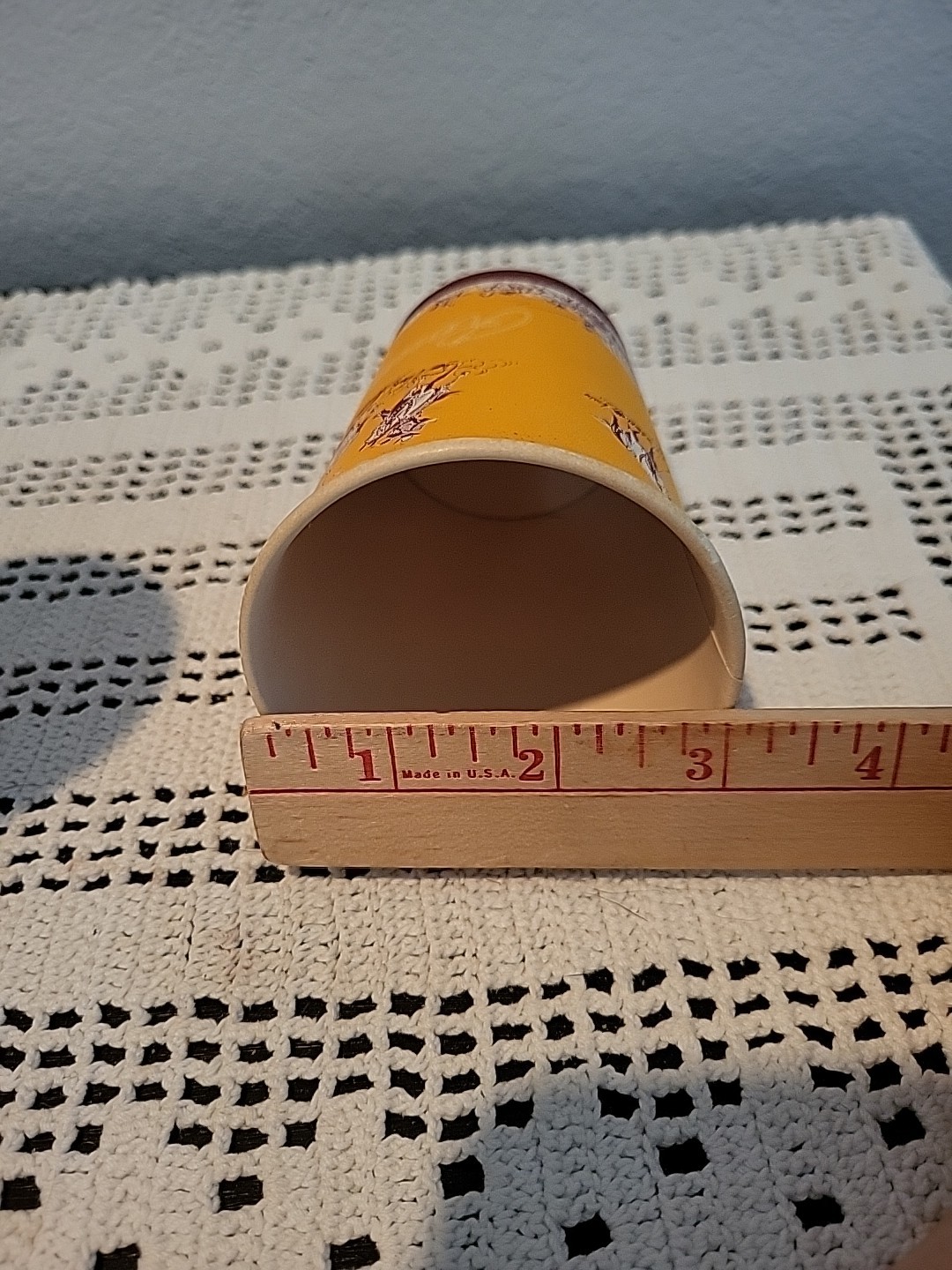 1950s Vintage 9oz Disposable Dixie Cups “Round-Up Design” - 4 Cups Handles