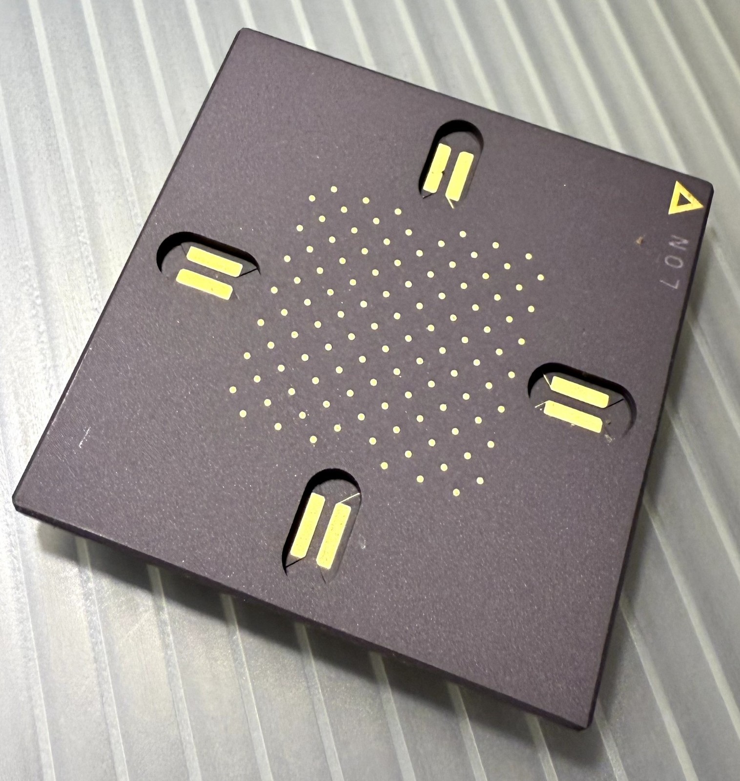 AMD NexGen Unkownn Ceramic CPU No CAP Die Wirebond K5 GOLD Collector Item