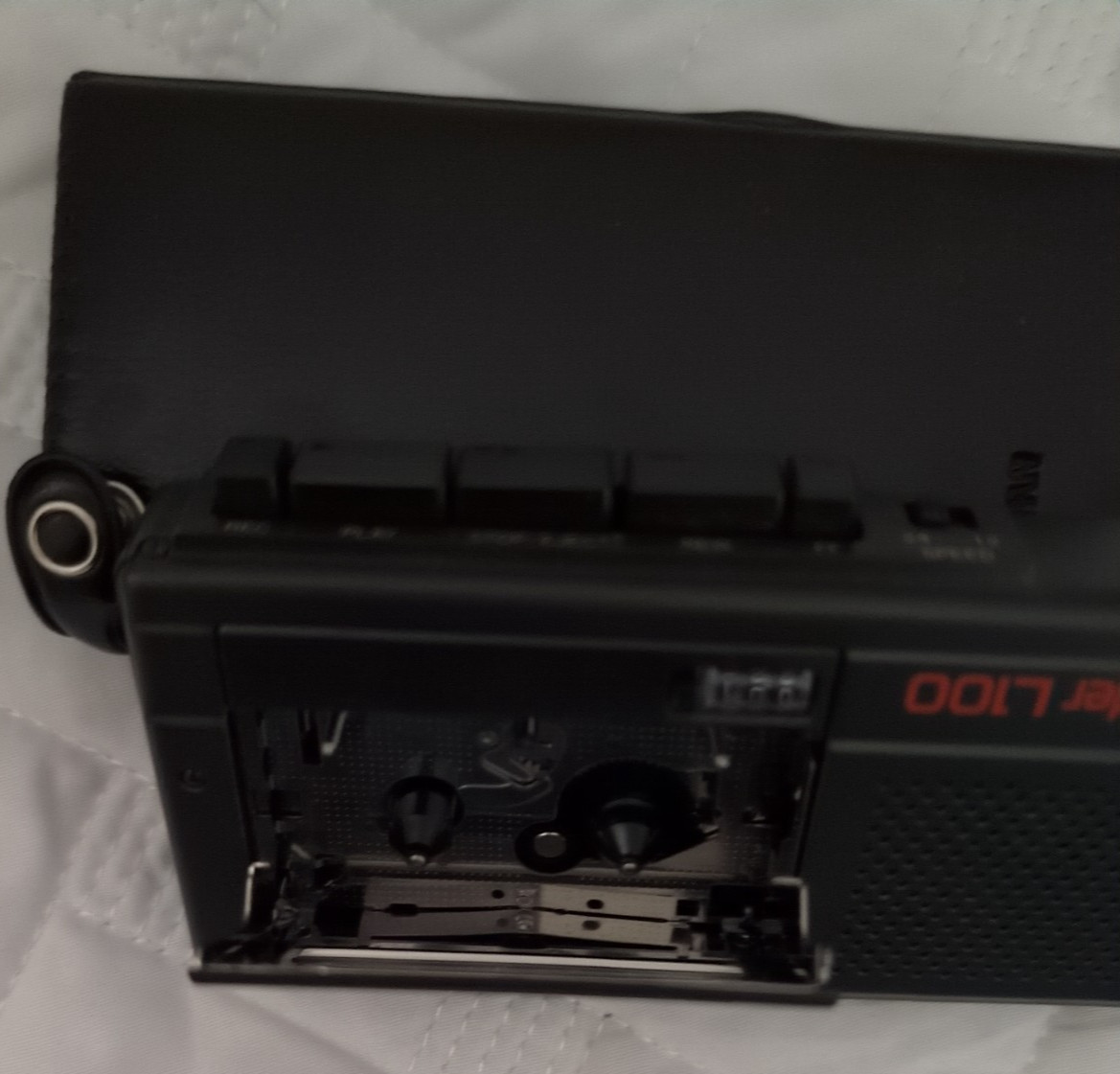 Olympus Pearlcorder L100 Microcassette Recorder w/ Leather Case Japan PARTS ONLY