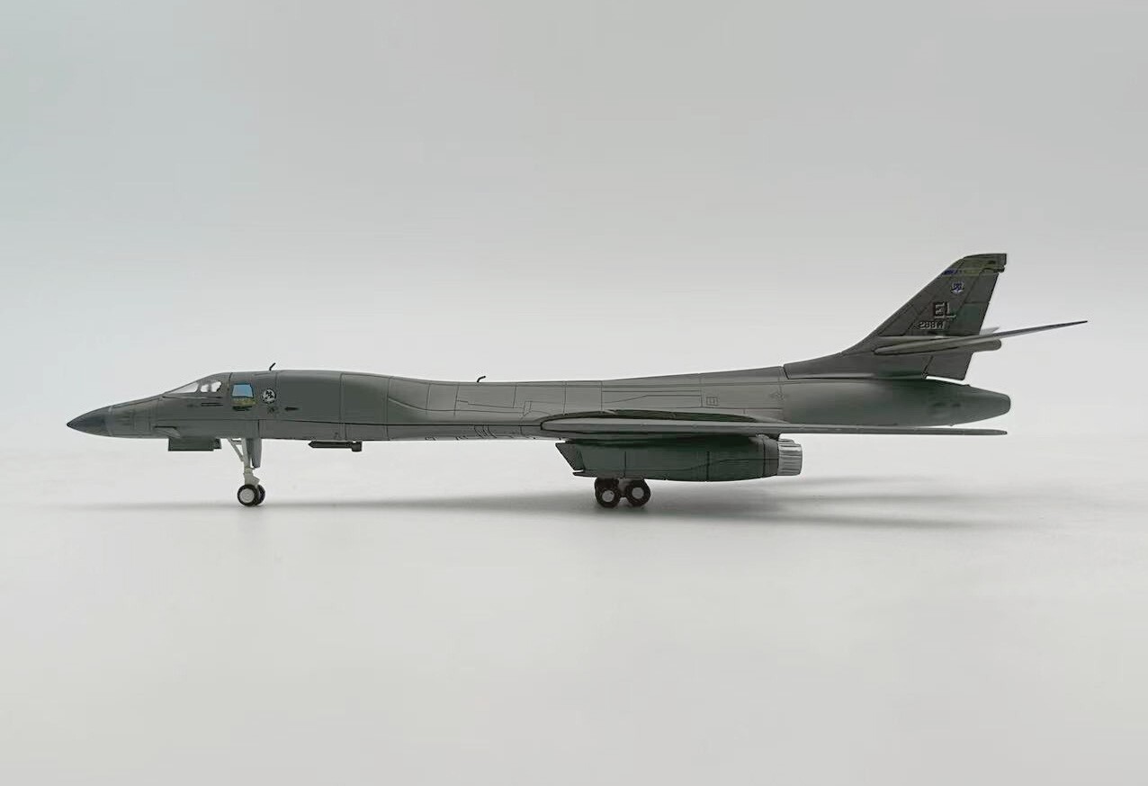 Wltk USAF EL28BW Rockwell B-1B Lancer Bomber 1/200 Diecast Aircraft Jet Model