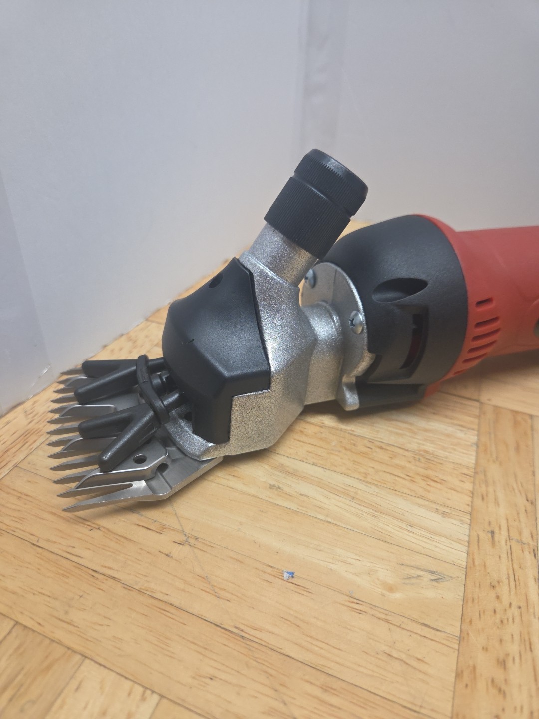 Dragro 500W Electric Sheep Shears 6 Speed Heavy Duty Livestock DG-A500