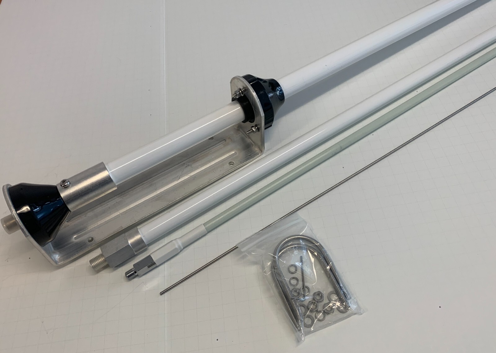 Taurus Half Wave CB Fibreglass Base Station Antenna